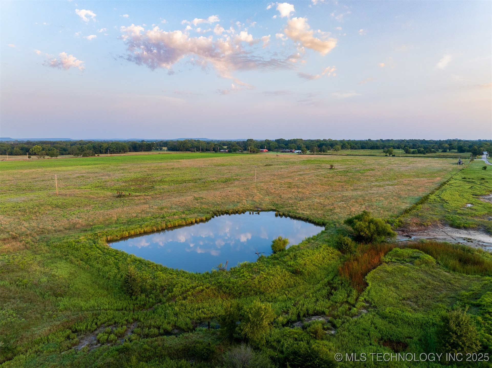 6 N 3990 Road Property Photo 11