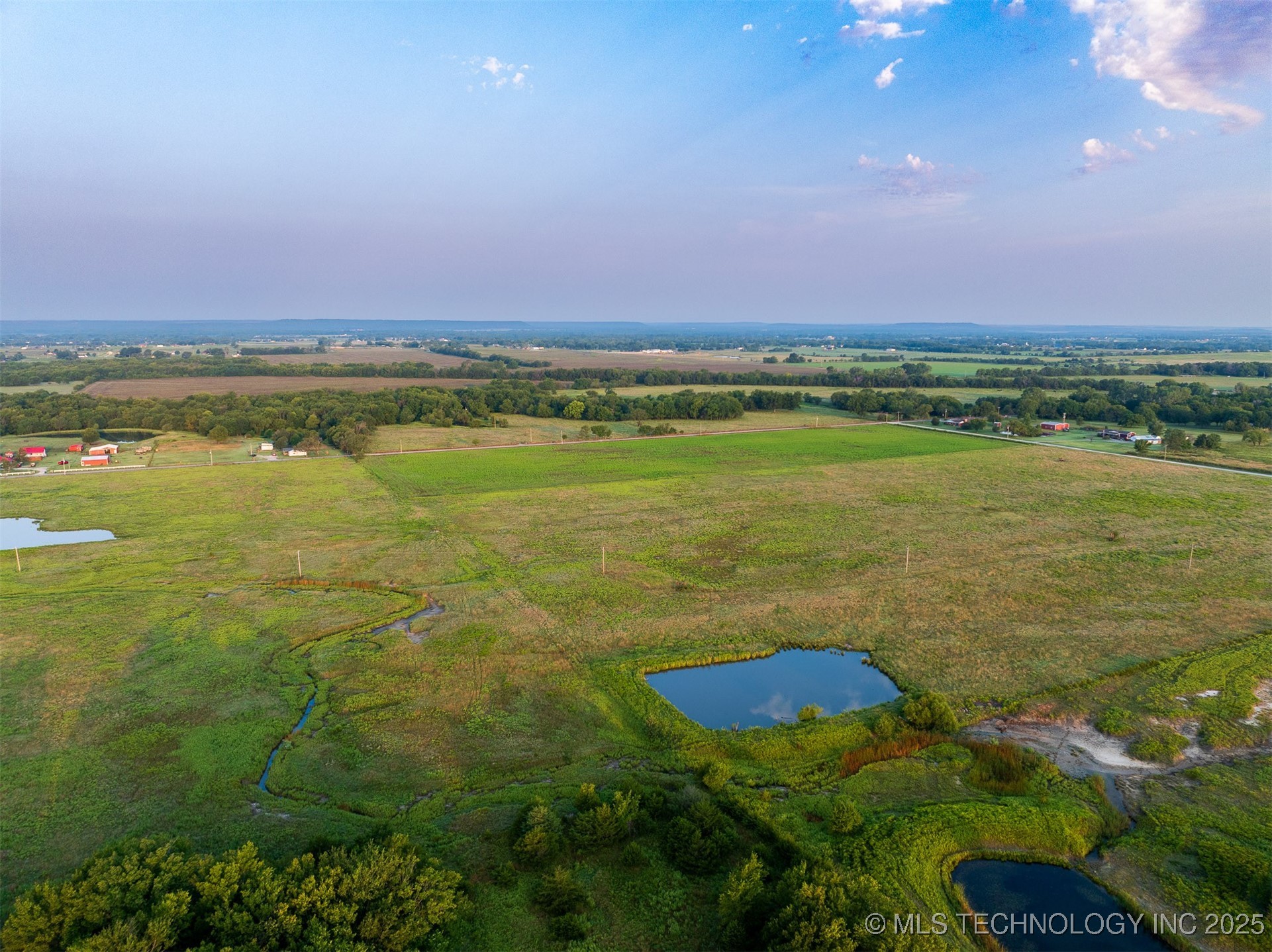 6 N 3990 Road Property Photo 12