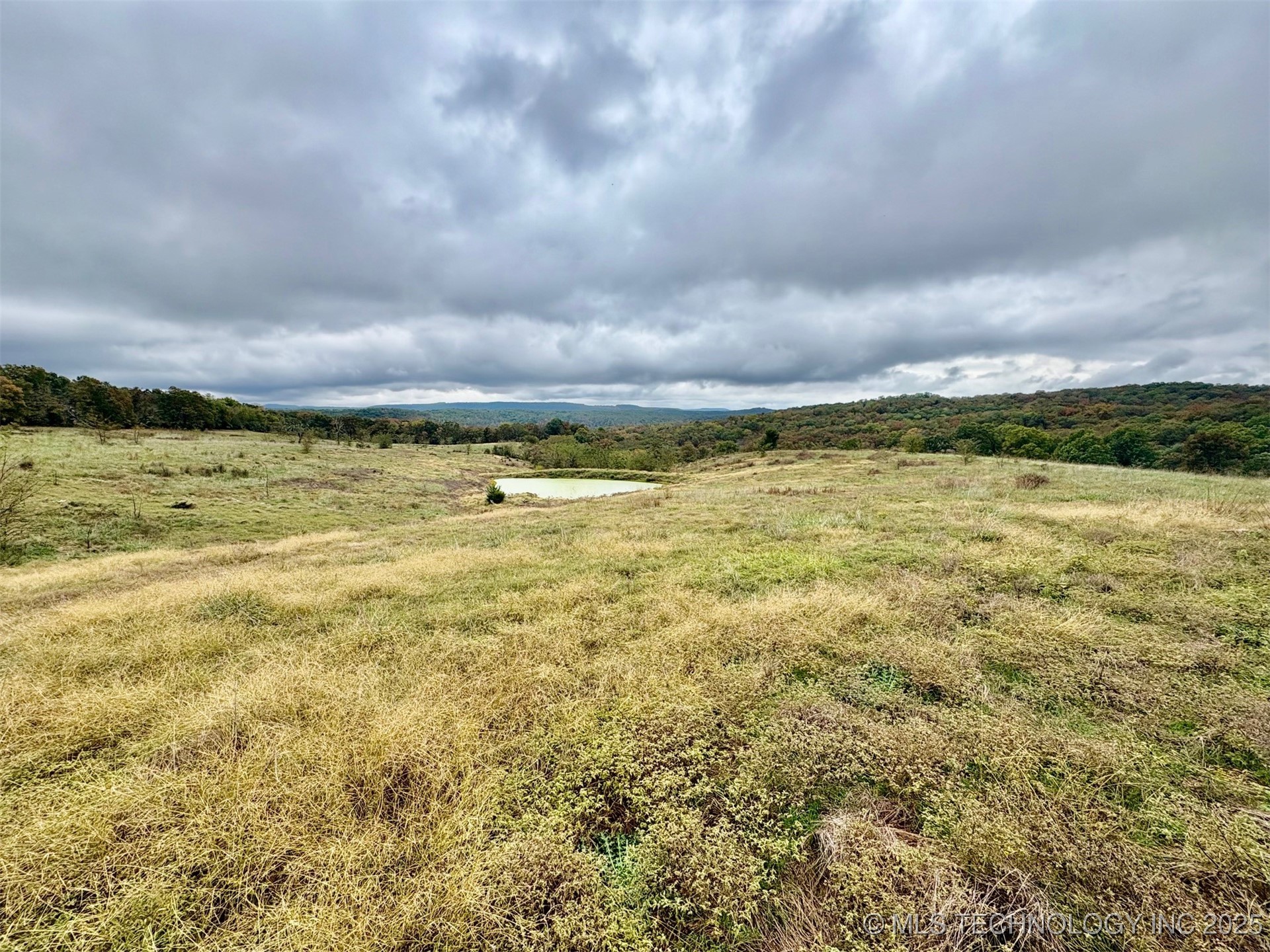 E 845 Road E Property Photo 1