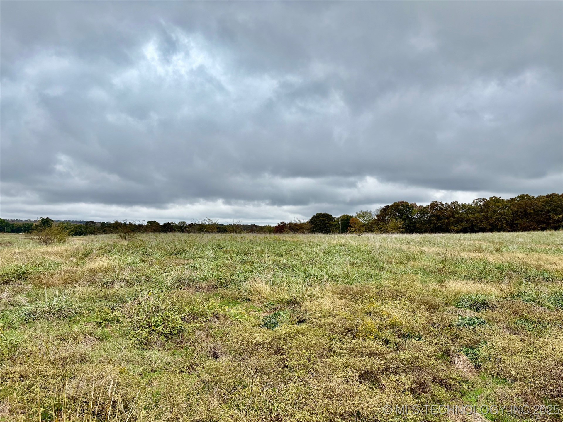 E 845 Road E Property Photo 3