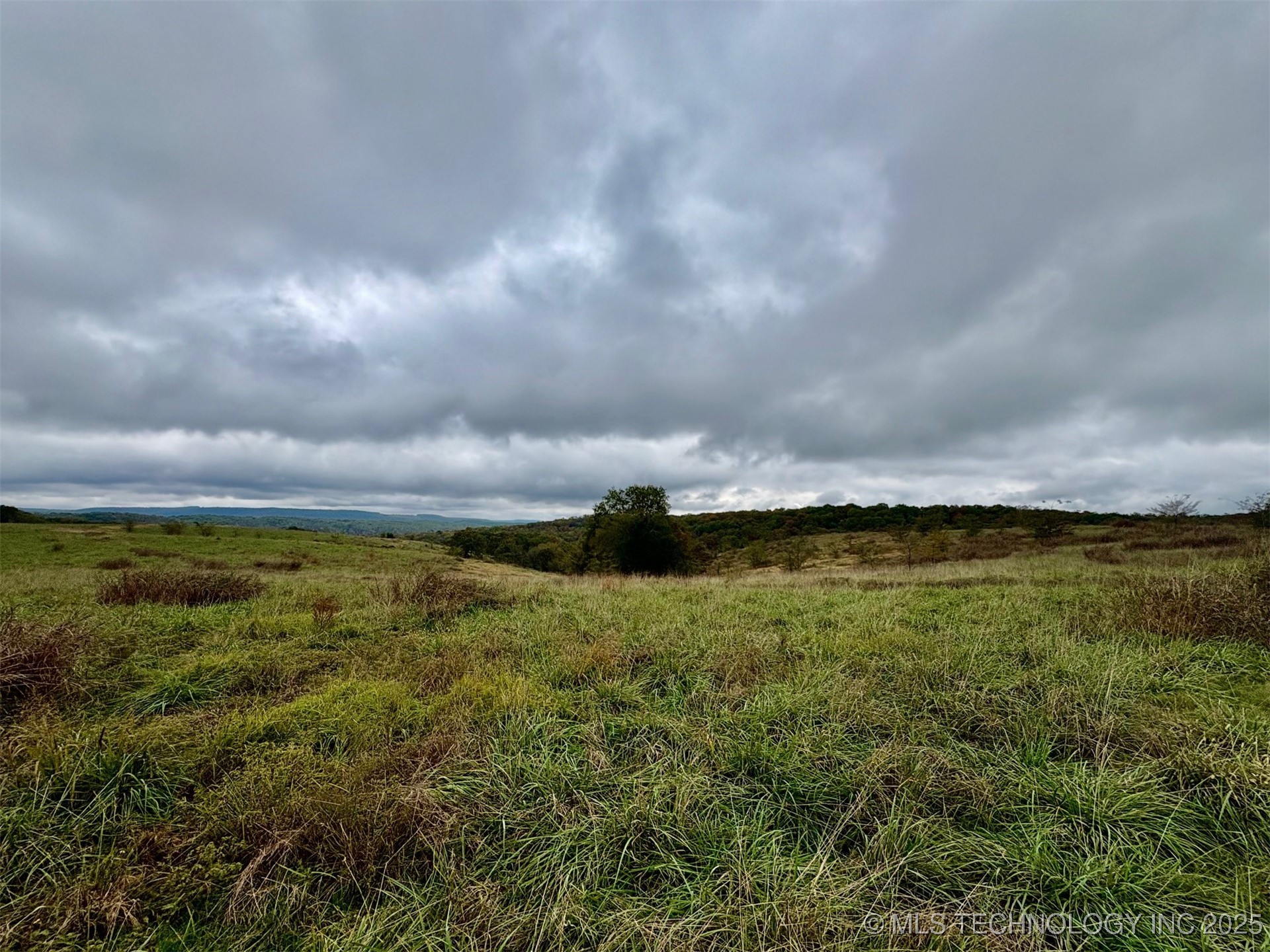 E 845 Road E Property Photo 8