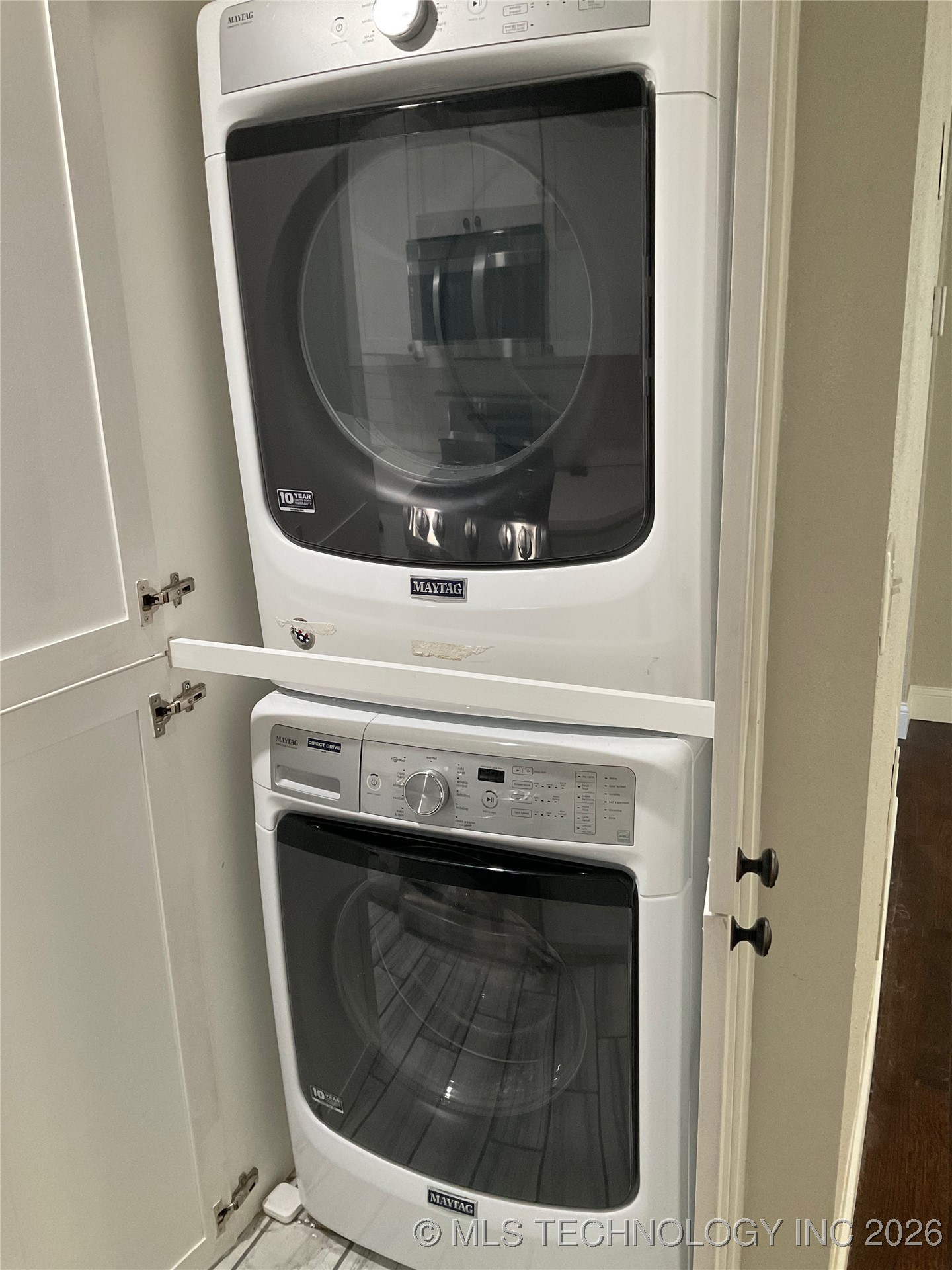 1412 E 38th Street D Property Photo 9