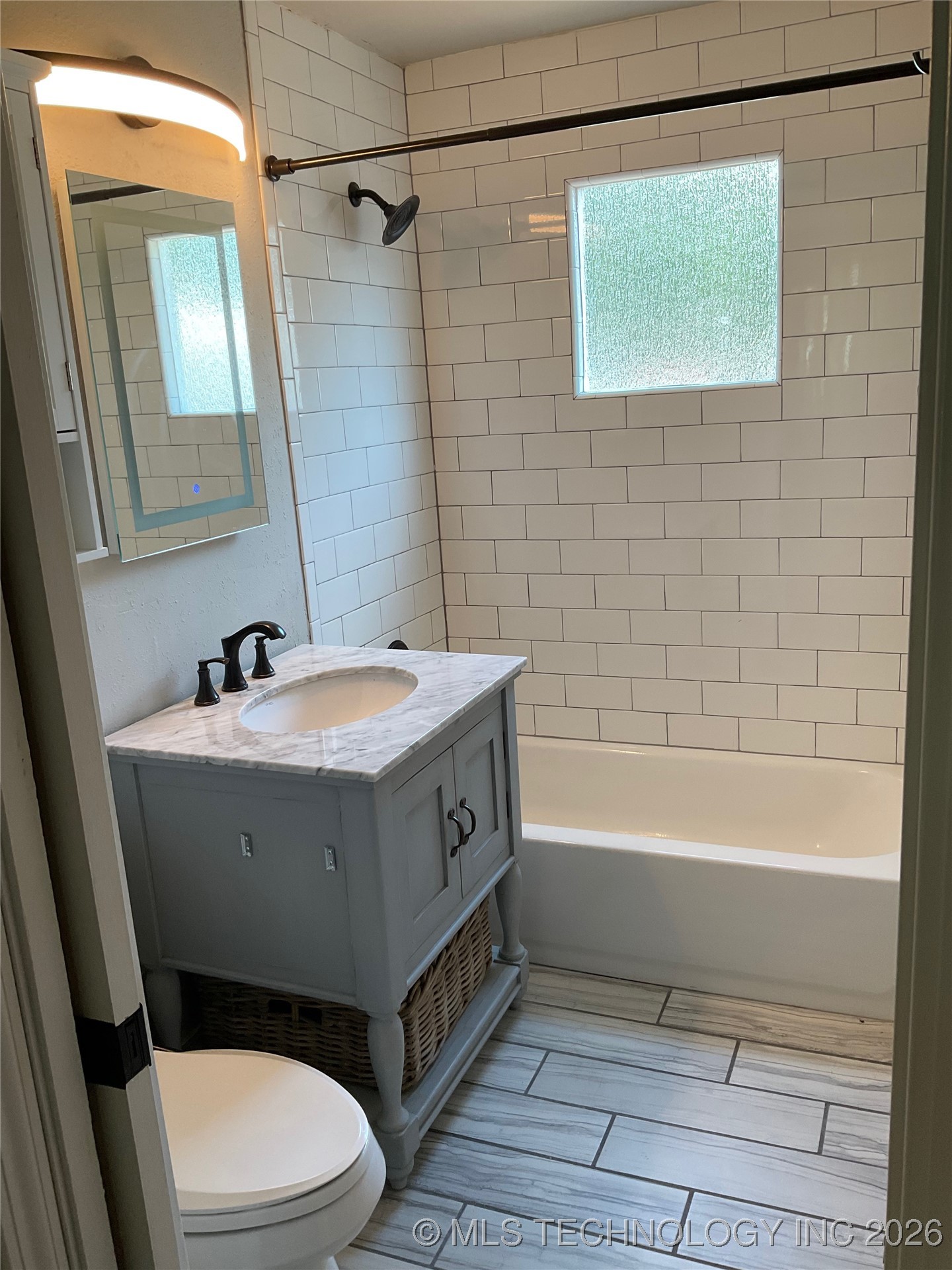 1412 E 38th Street D Property Photo 10