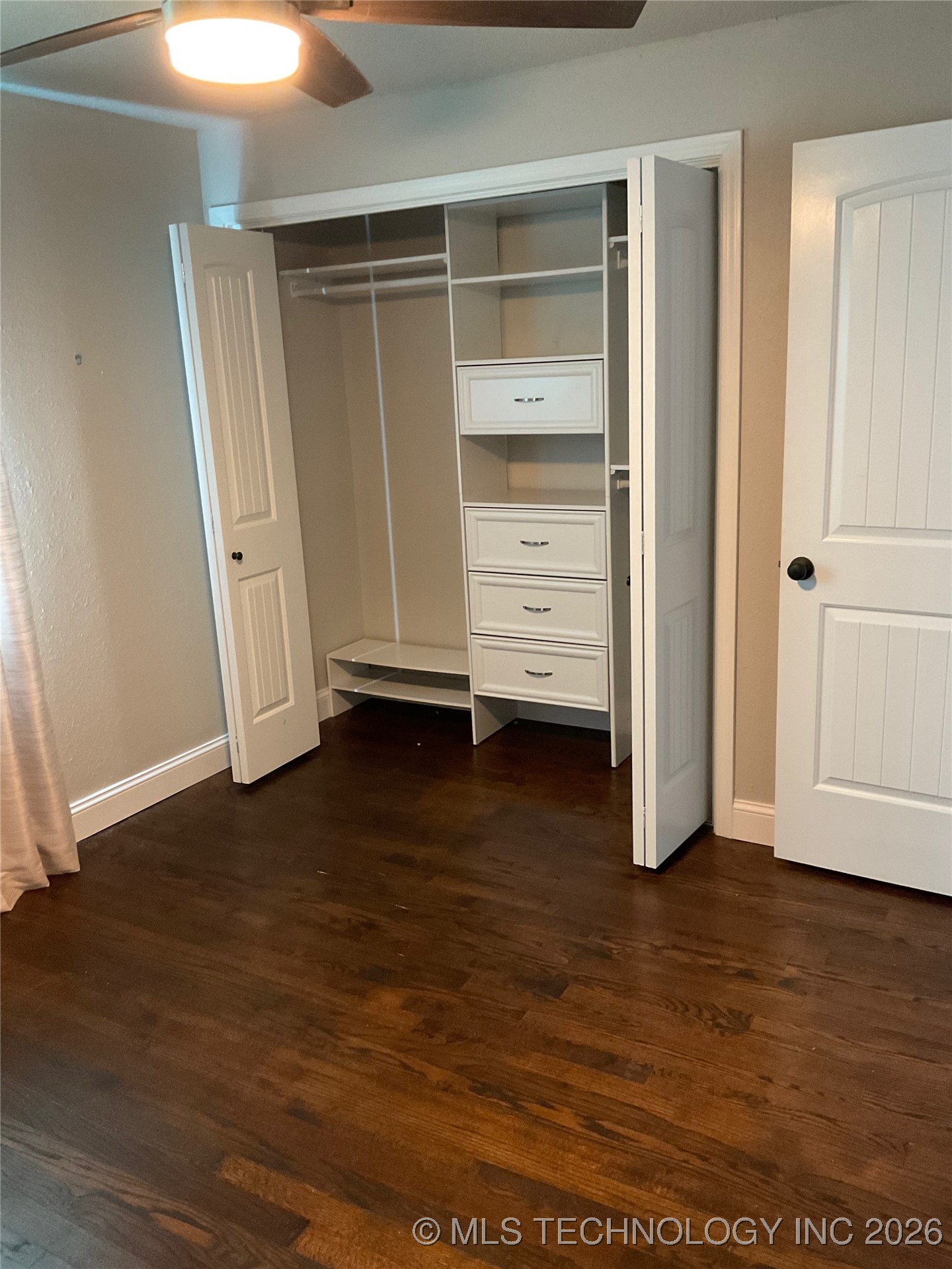 1412 E 38th Street D Property Photo 16