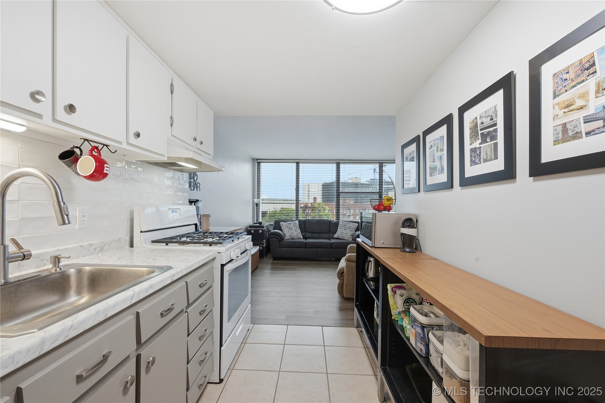 450 W 7th Street 710 Property Photo 4