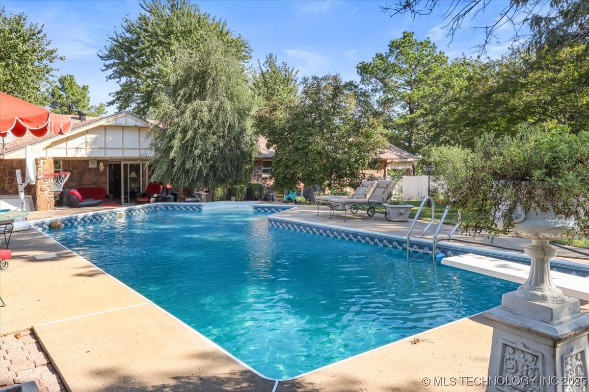 1804 E Hollow Oak Road Property Photo 22