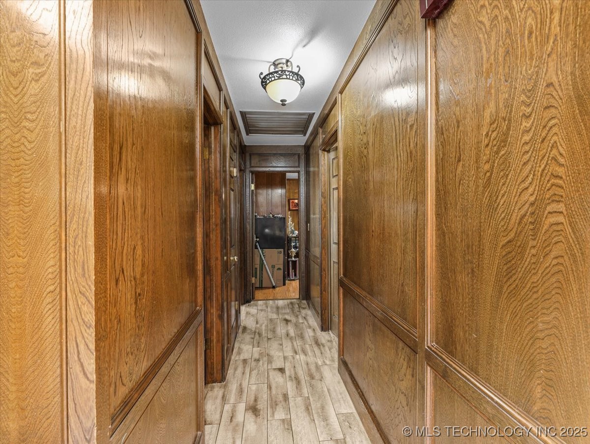 1804 E Hollow Oak Road Property Photo 34