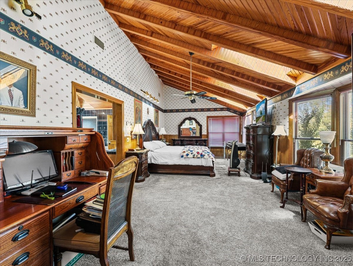 1804 E Hollow Oak Road Property Photo 40