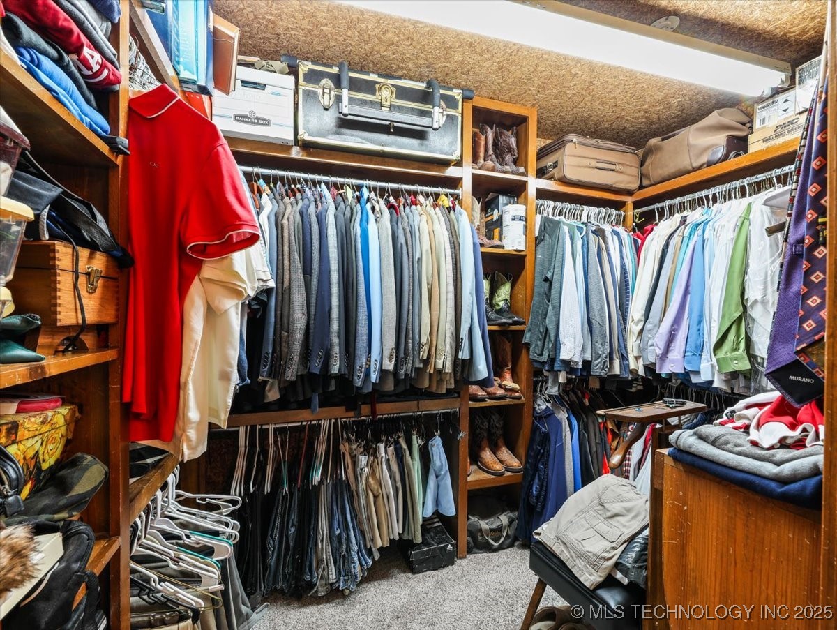 1804 E Hollow Oak Road Property Photo 49