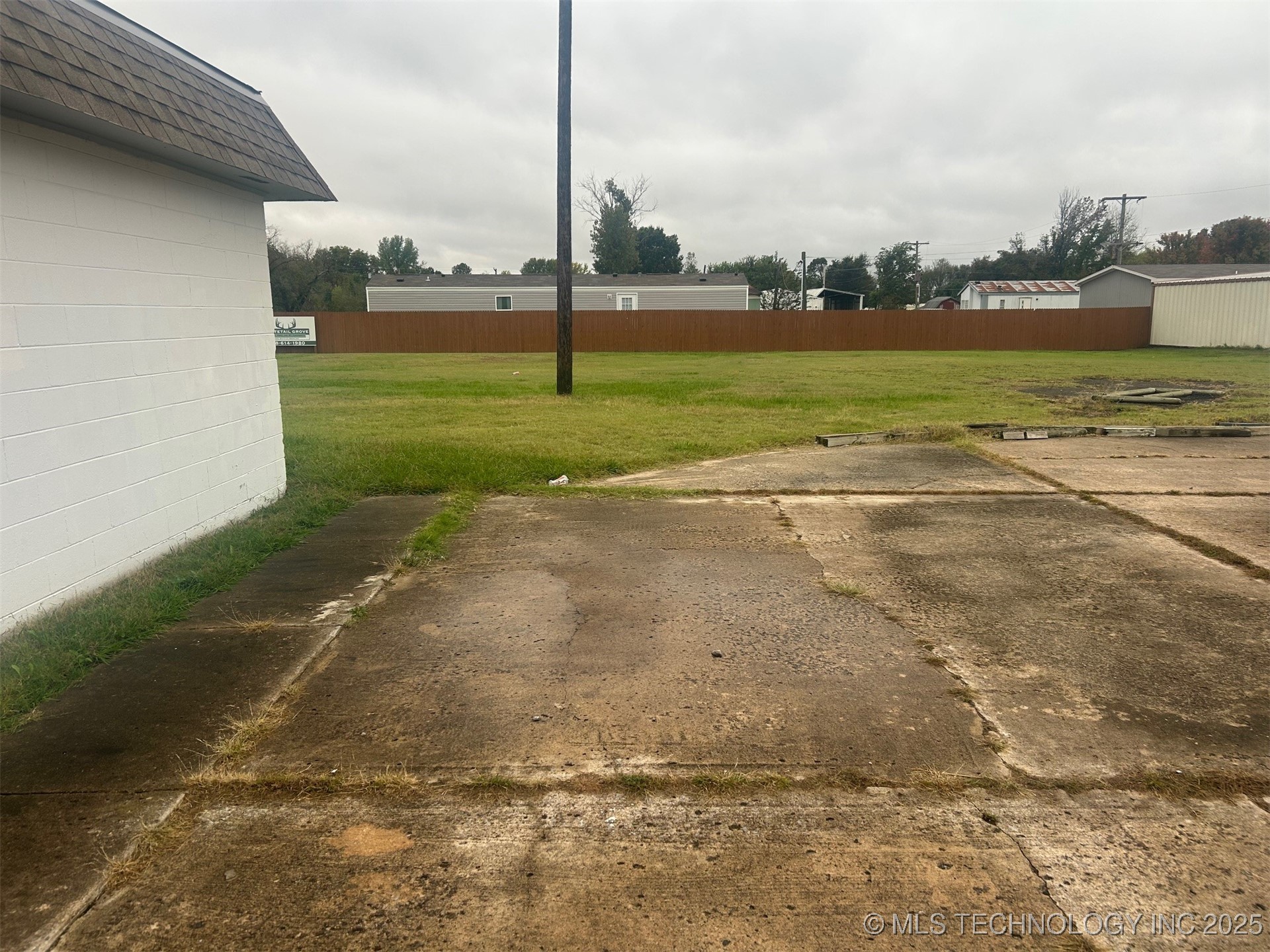 603 W Cherokee Street Property Photo 6