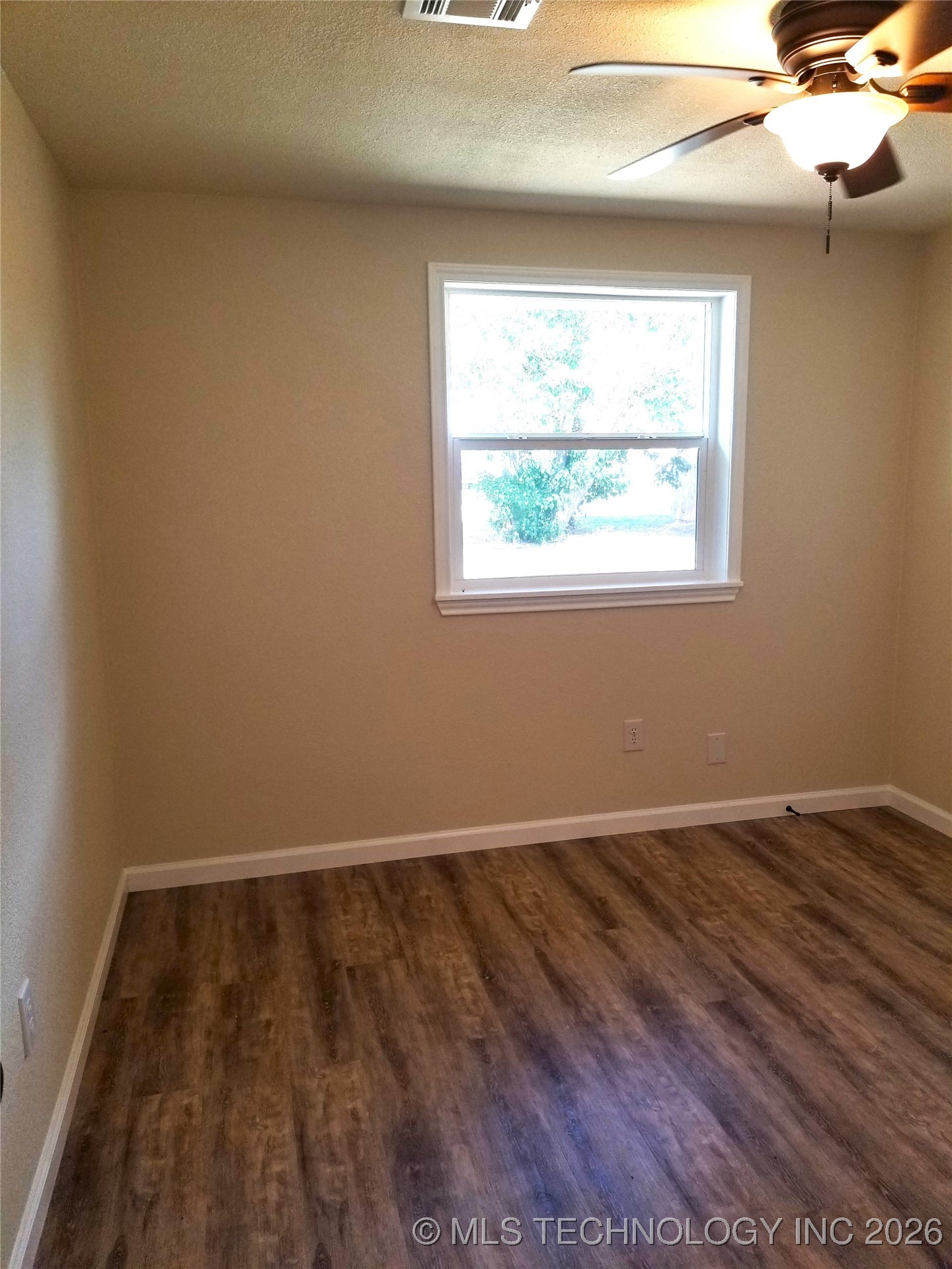 28352 Buchanan Circle Property Photo 2