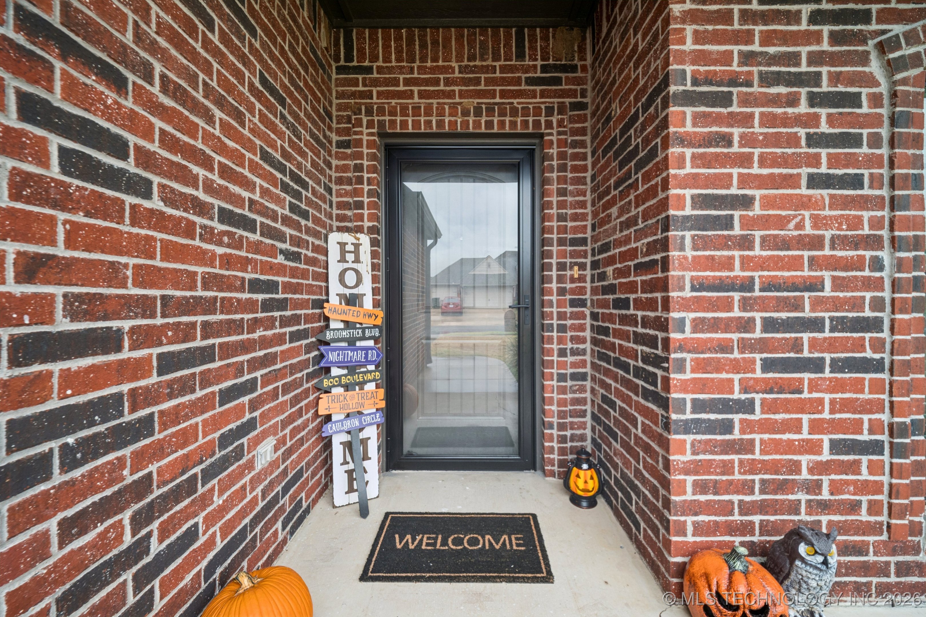 12327 E 69th Street North Property Photo 3