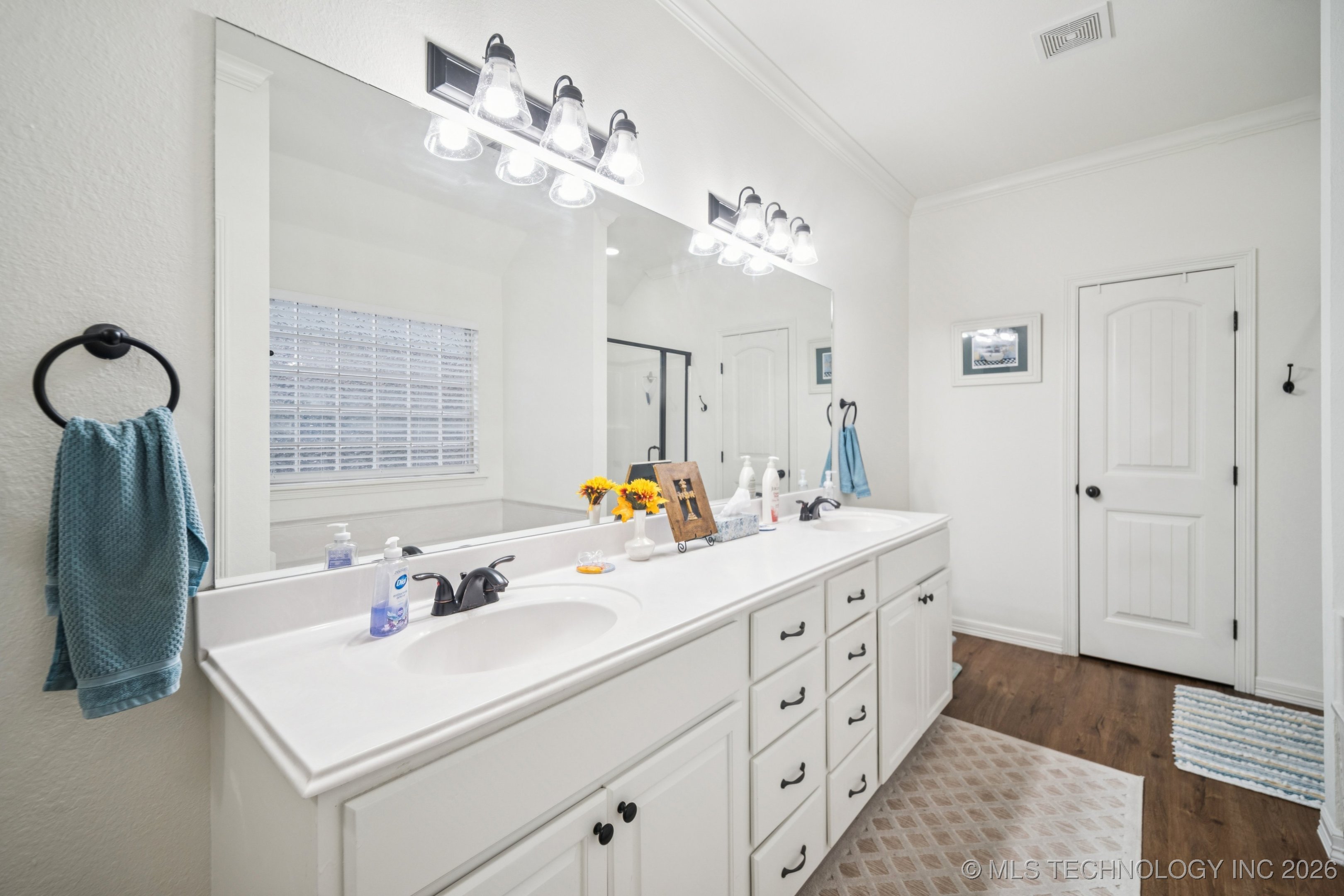 12327 E 69th Street North Property Photo 19