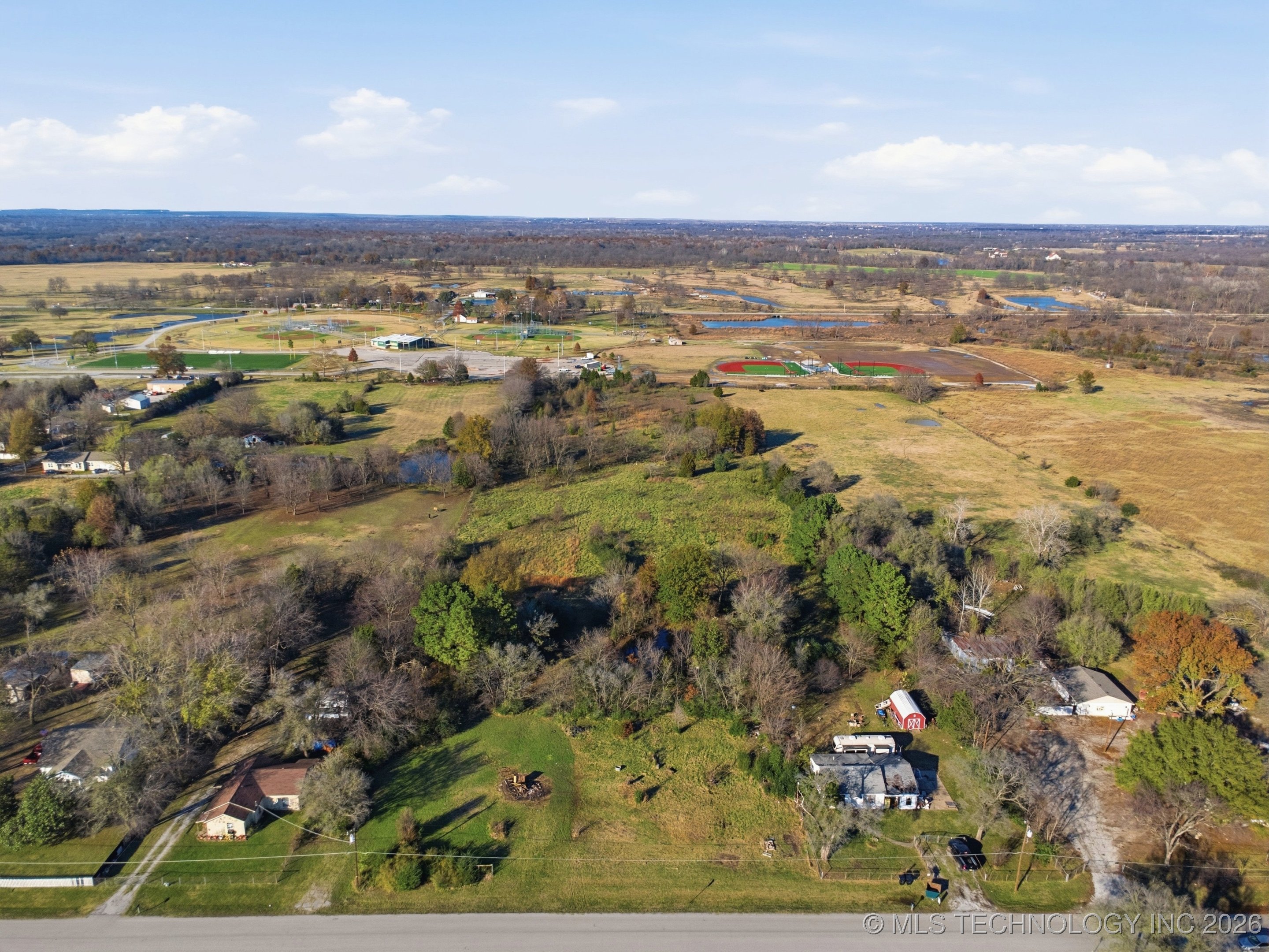 2721 E 61st Street N Property Photo 2