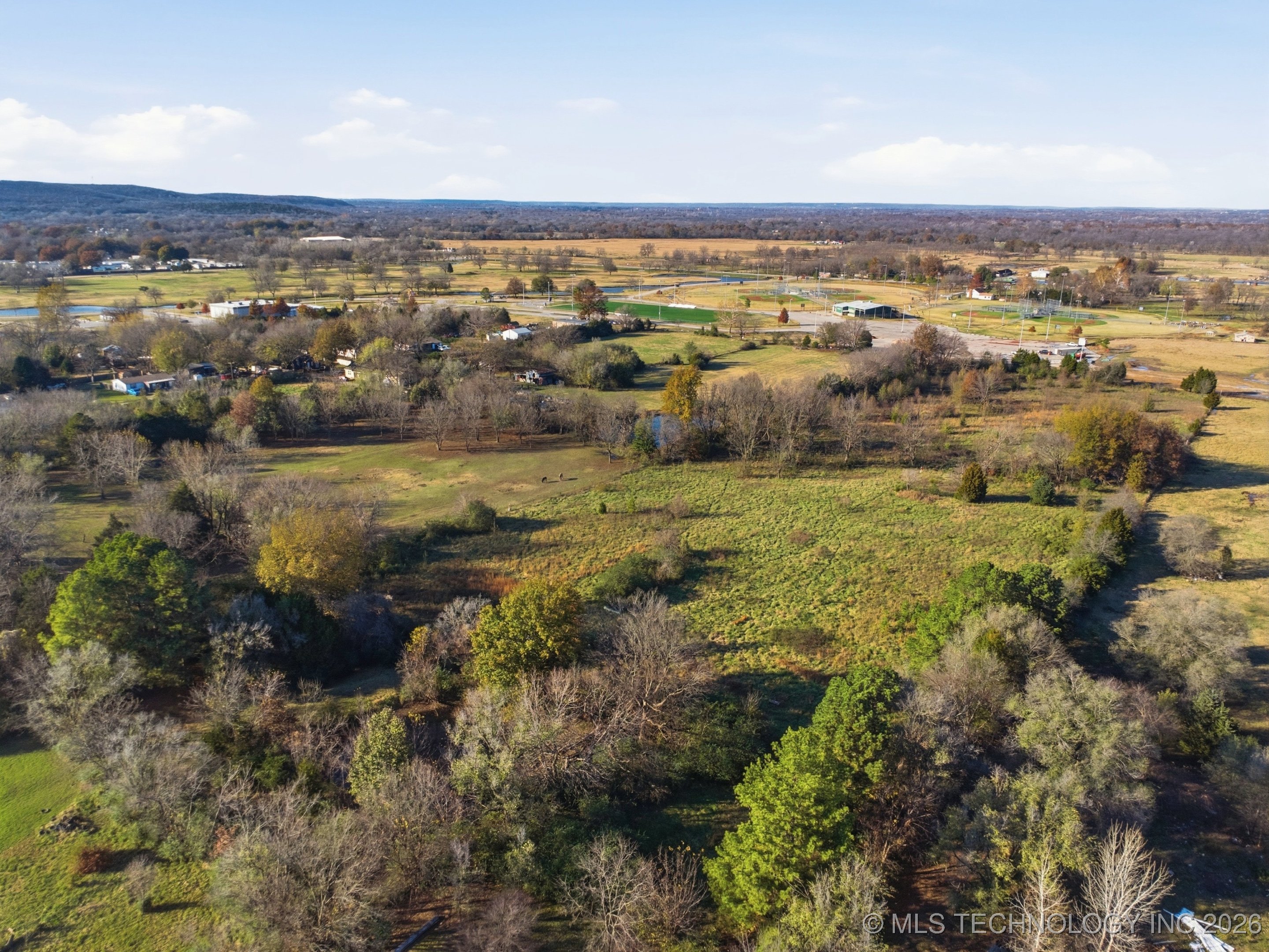 2721 E 61st Street N Property Photo 3