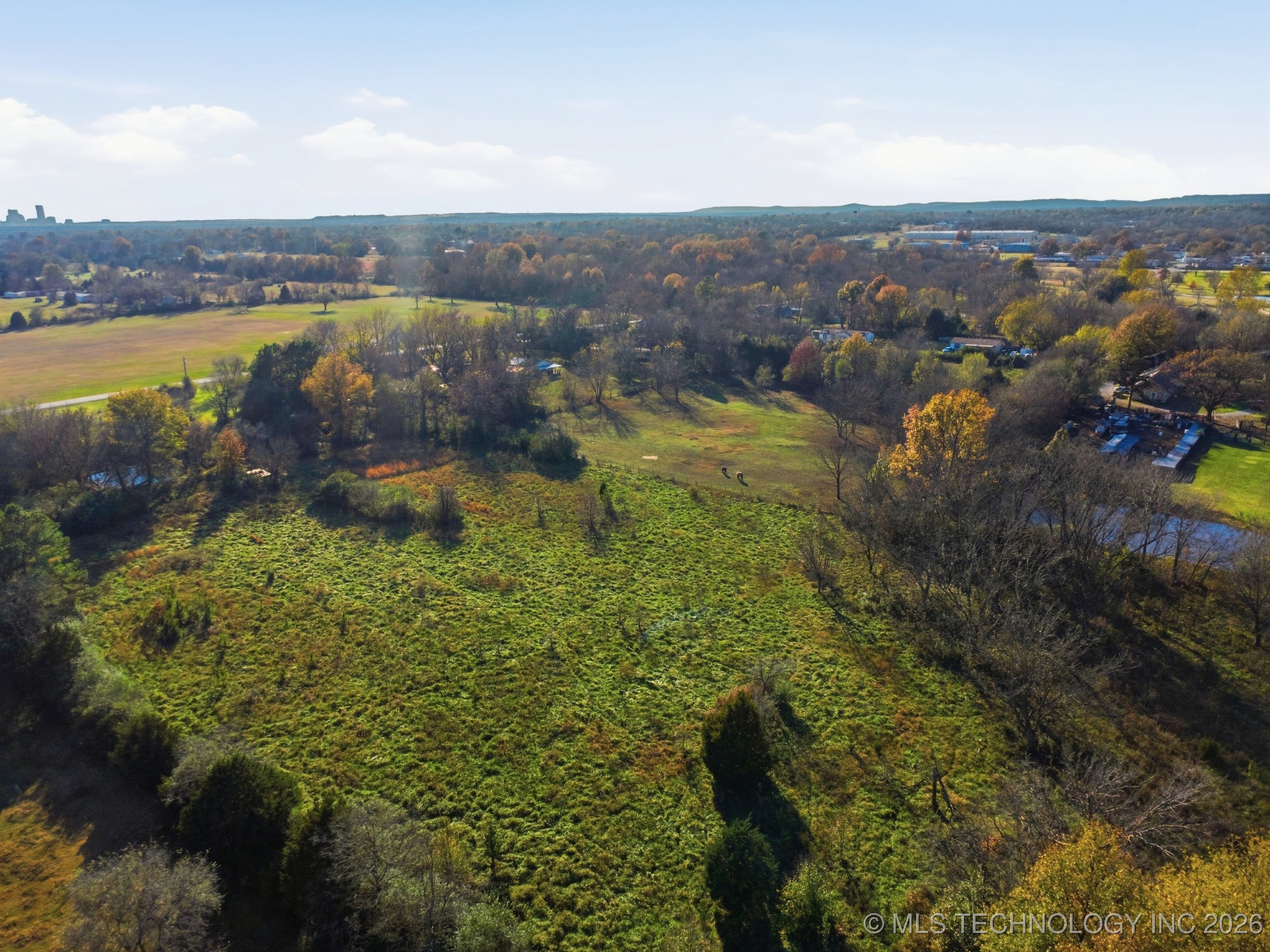 2721 E 61st Street N Property Photo 4