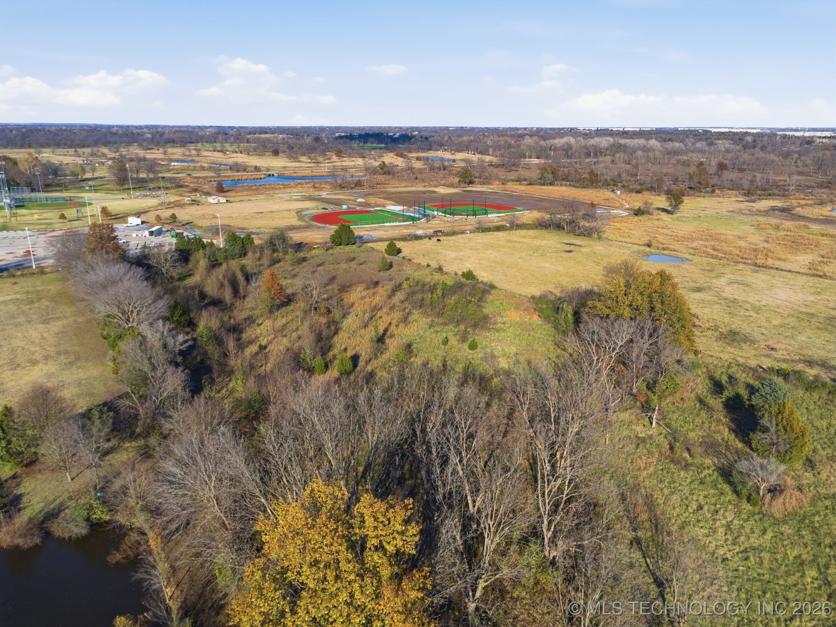 2721 E 61st Street N Property Photo 5