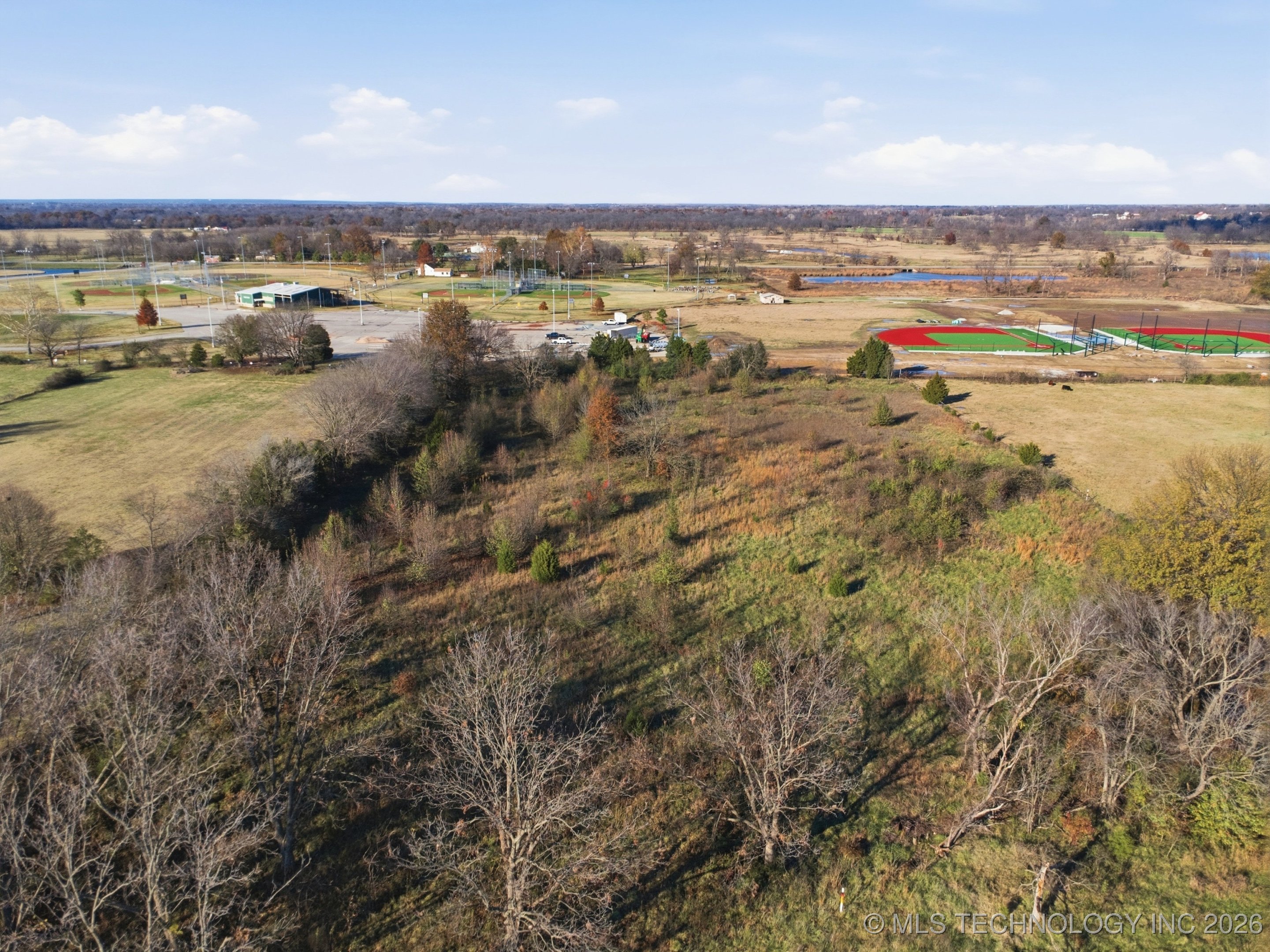 2721 E 61st Street N Property Photo 6