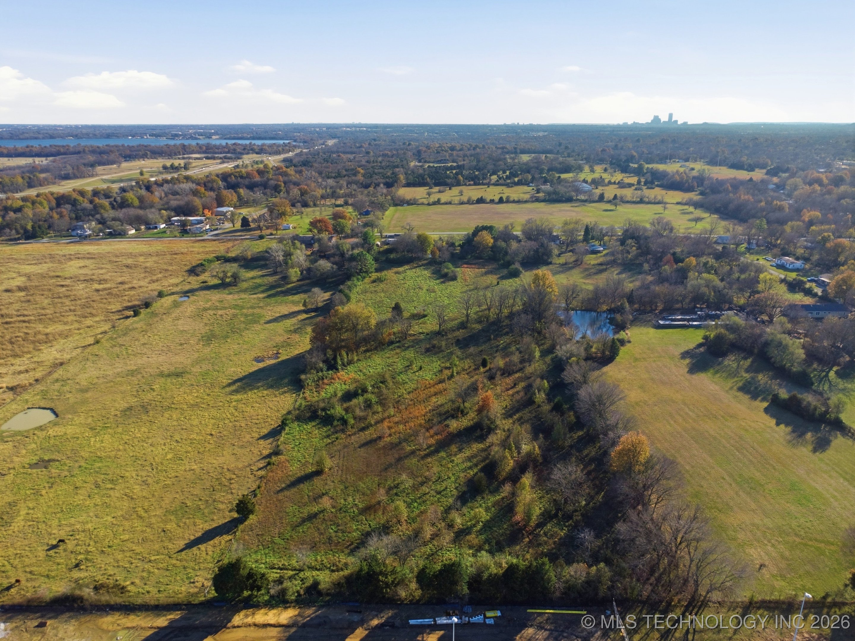 2721 E 61st Street N Property Photo 10