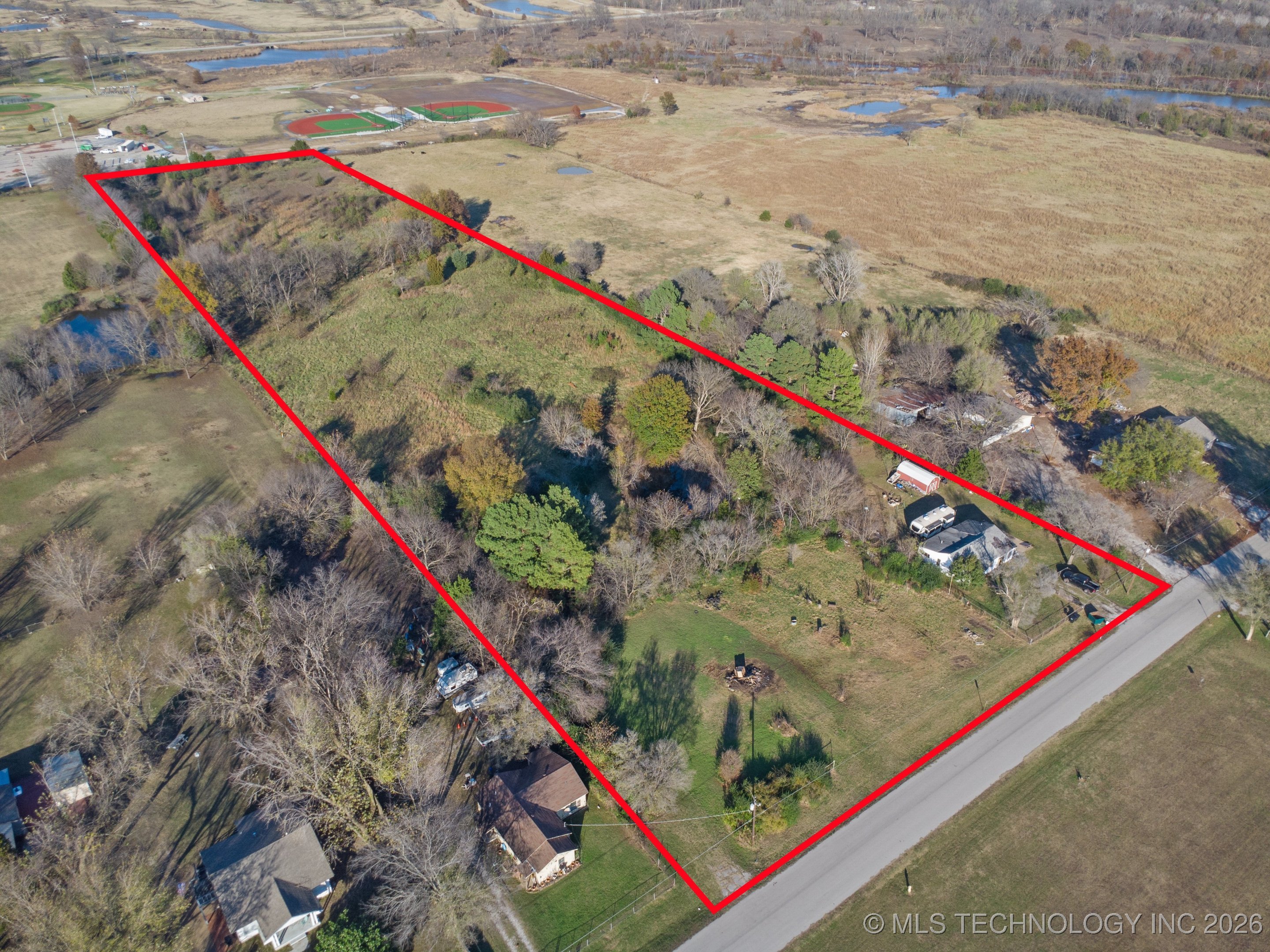 2721 E 61st Street N Property Photo 12