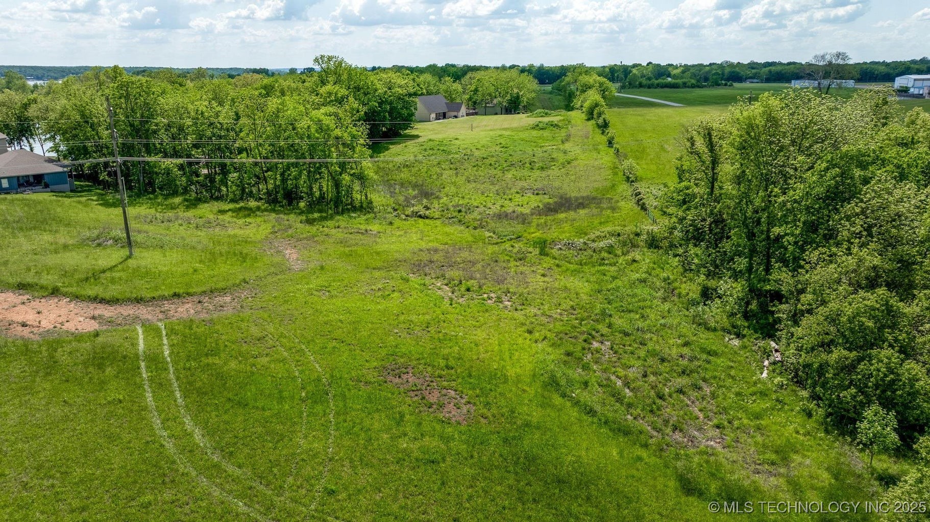 30186 S 565 Road Property Photo 3