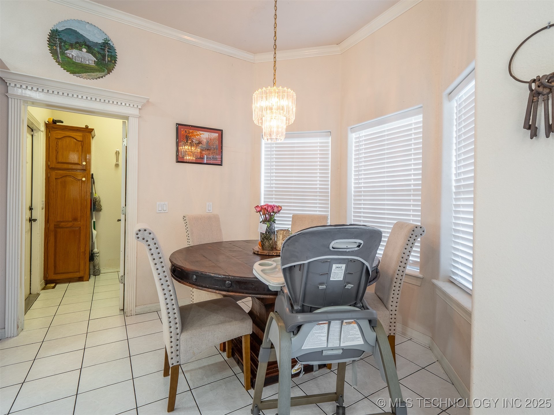 33 River Oaks Property Photo 15