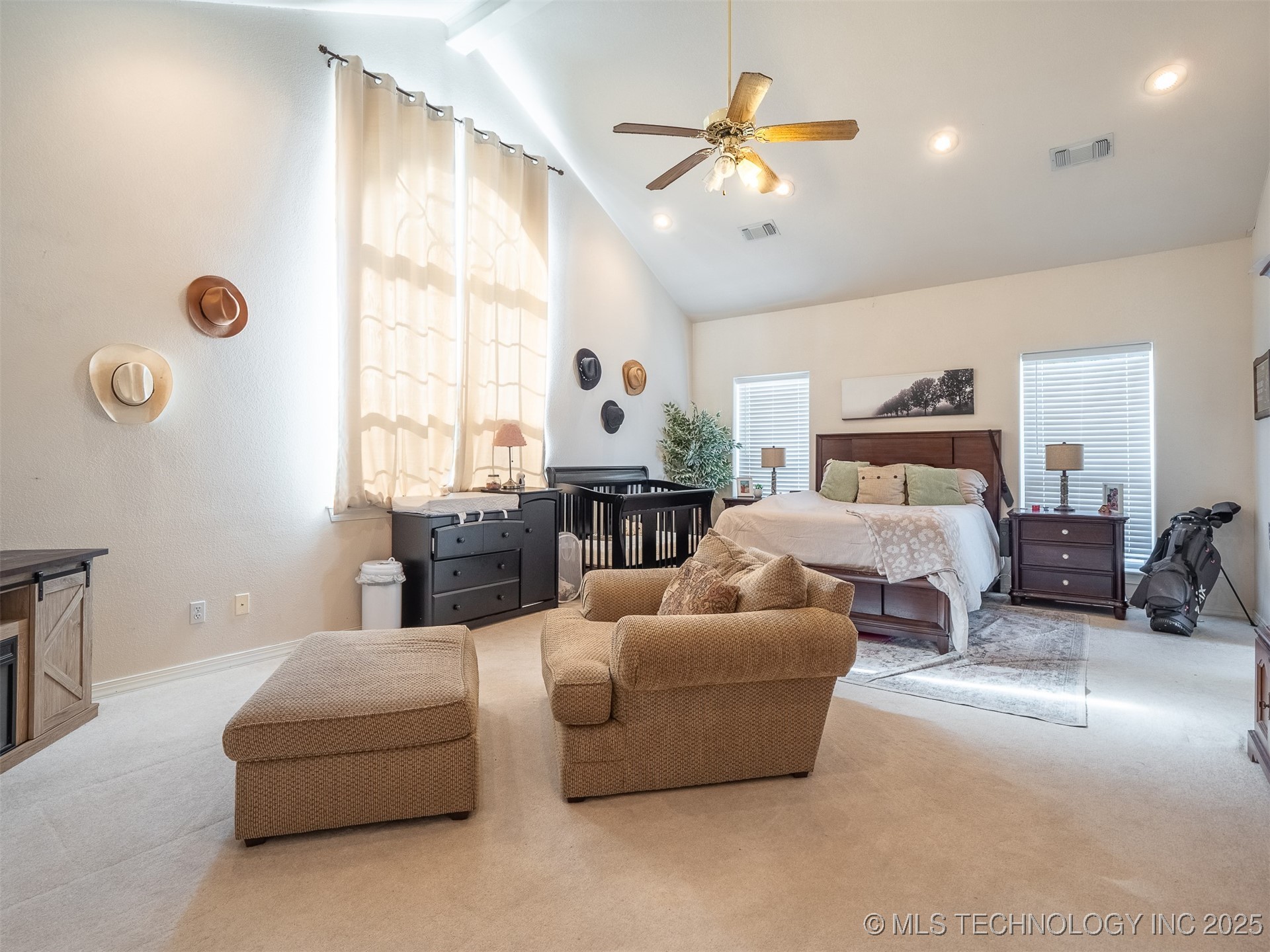 33 River Oaks Property Photo 43