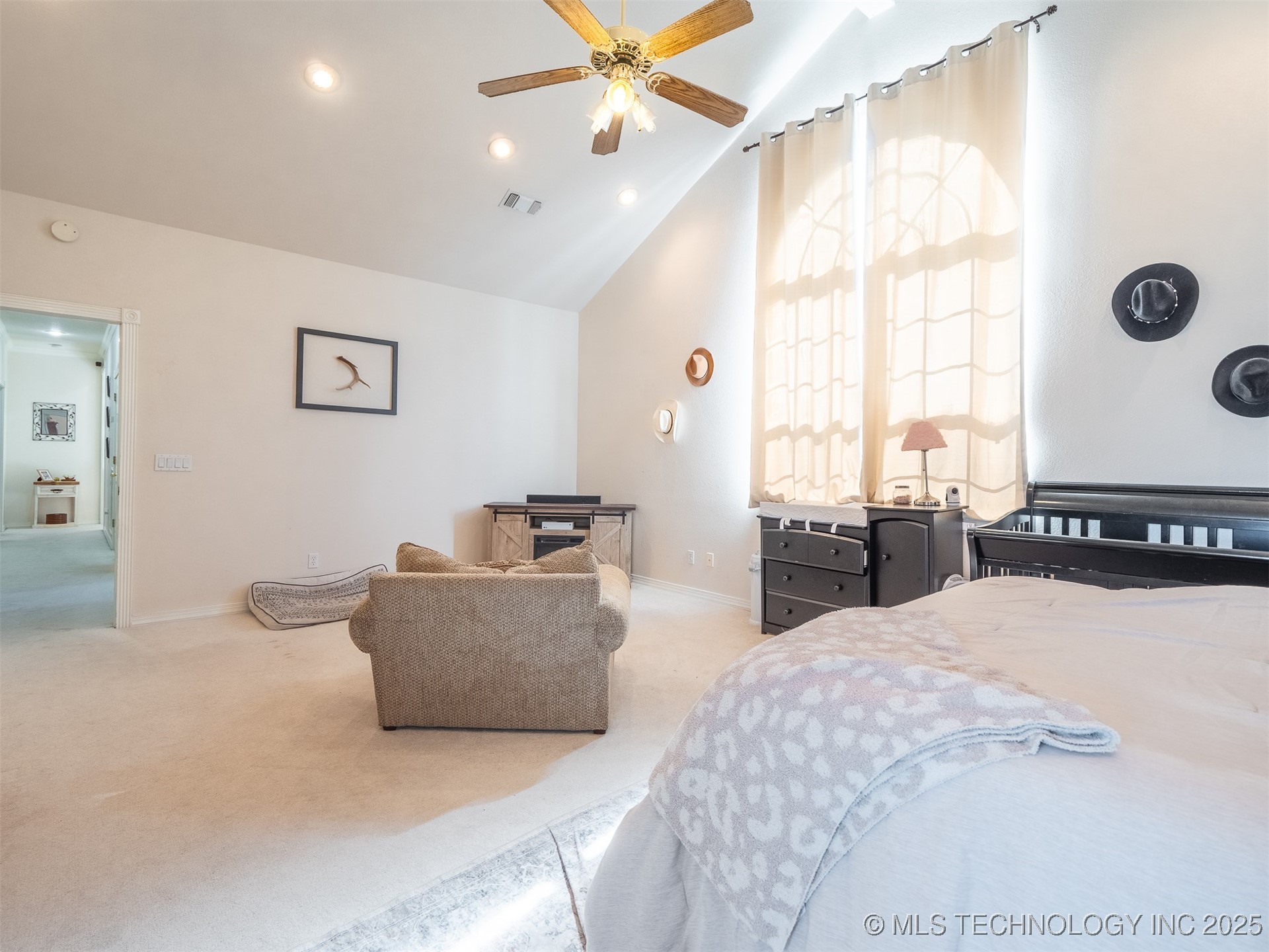 33 River Oaks Property Photo 46