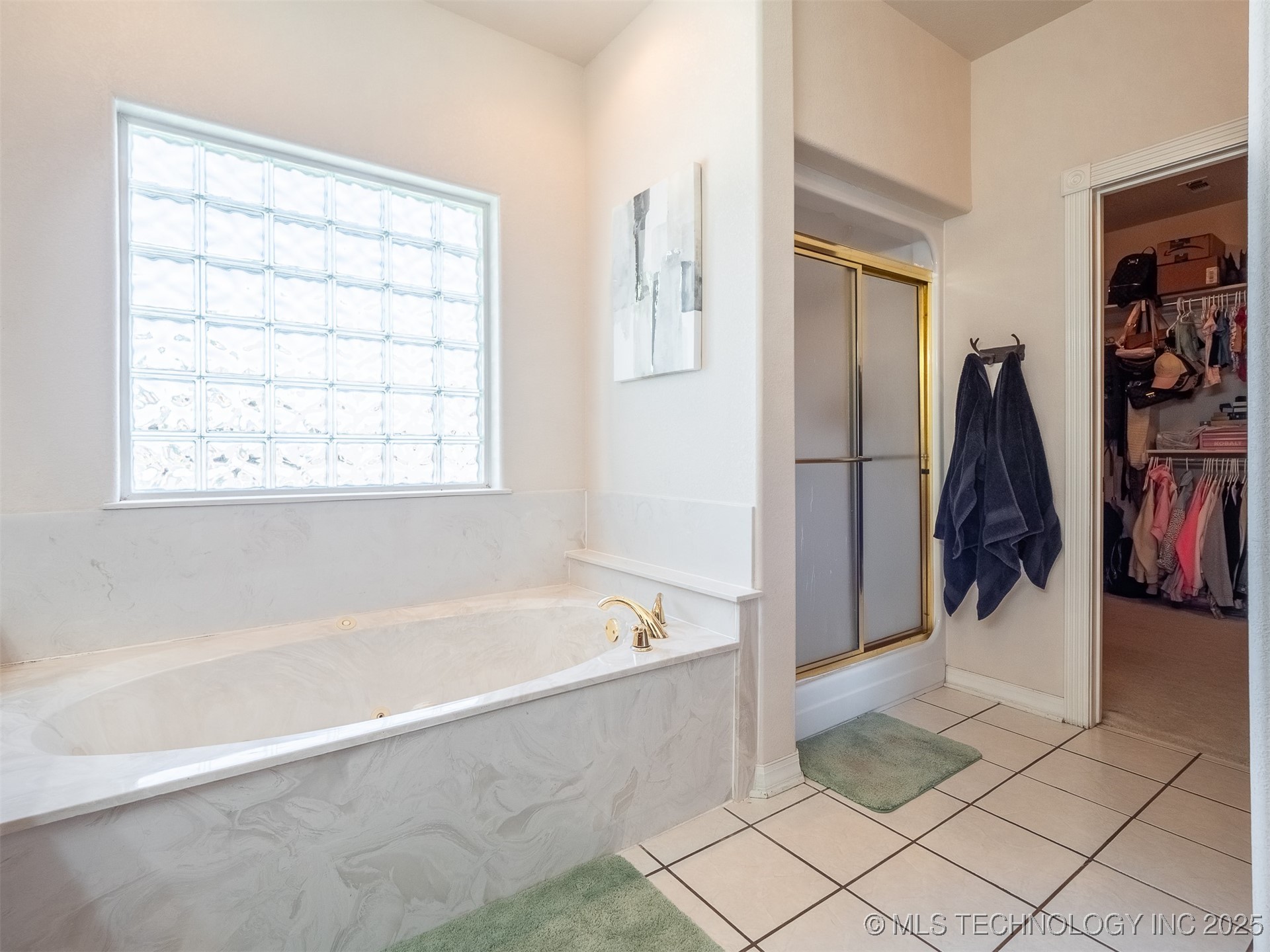 33 River Oaks Property Photo 49