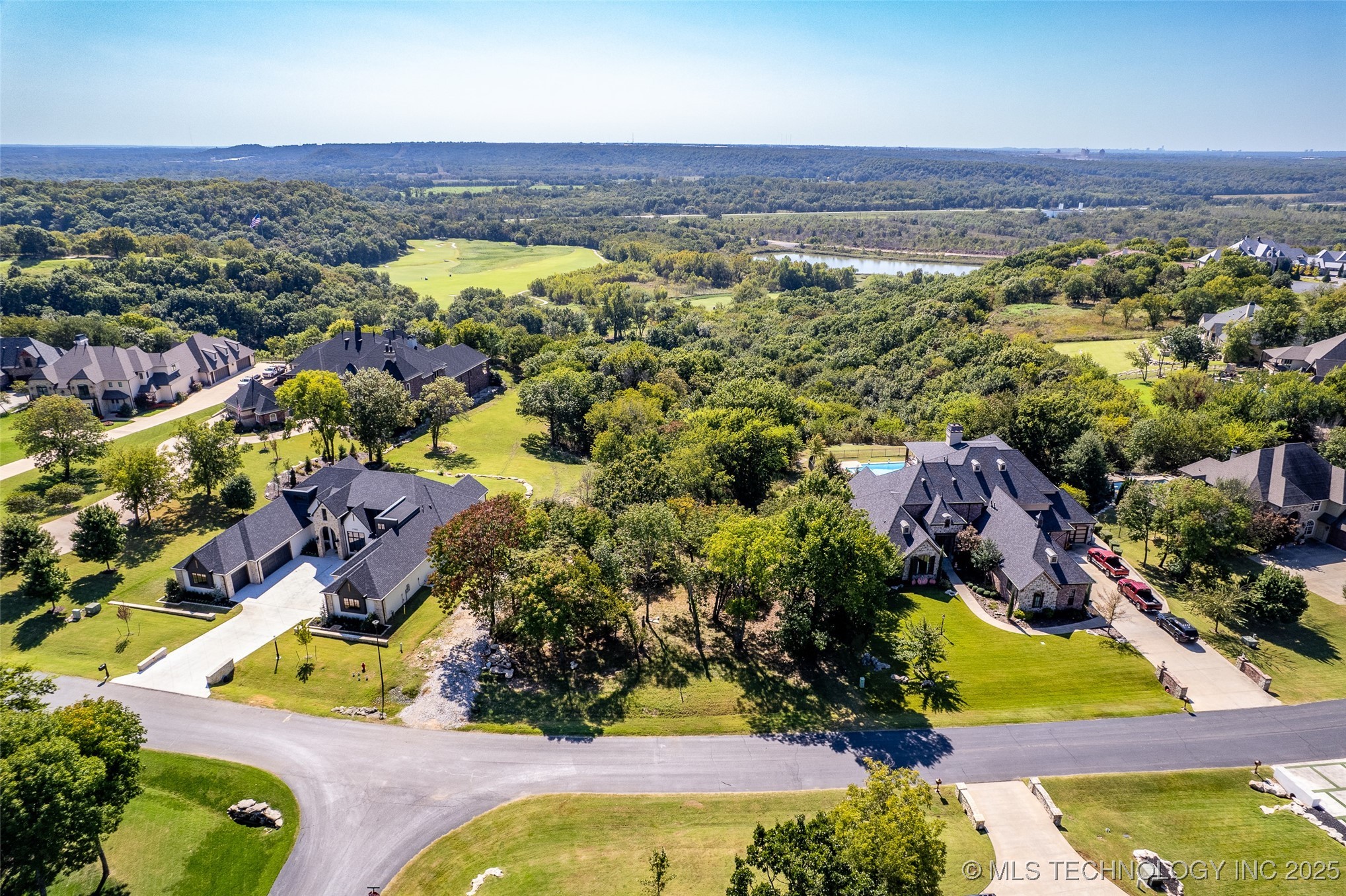 17798 E Anthem Ridge Road Property Photo 1