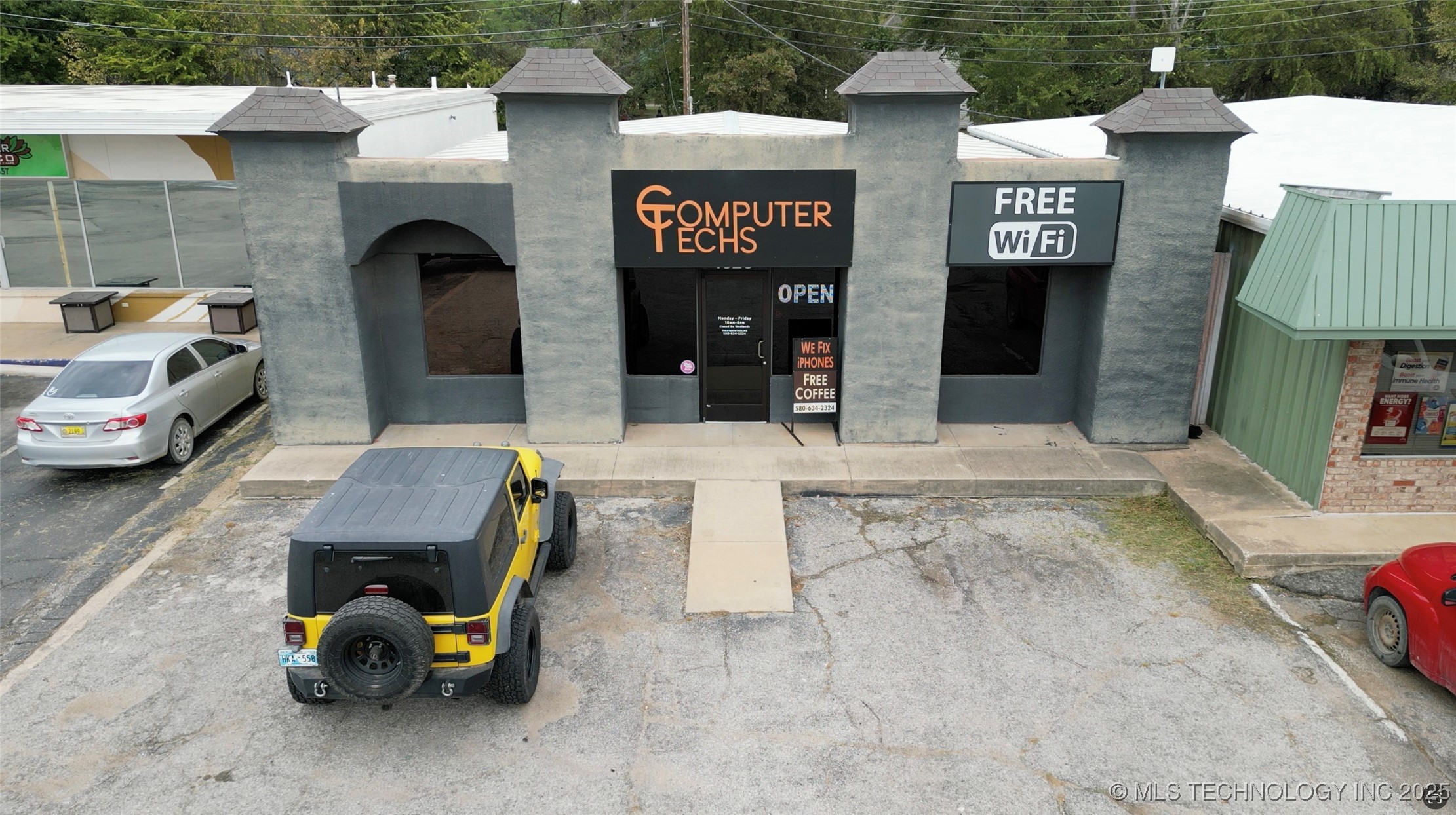 1020 W Main Property Photo 1