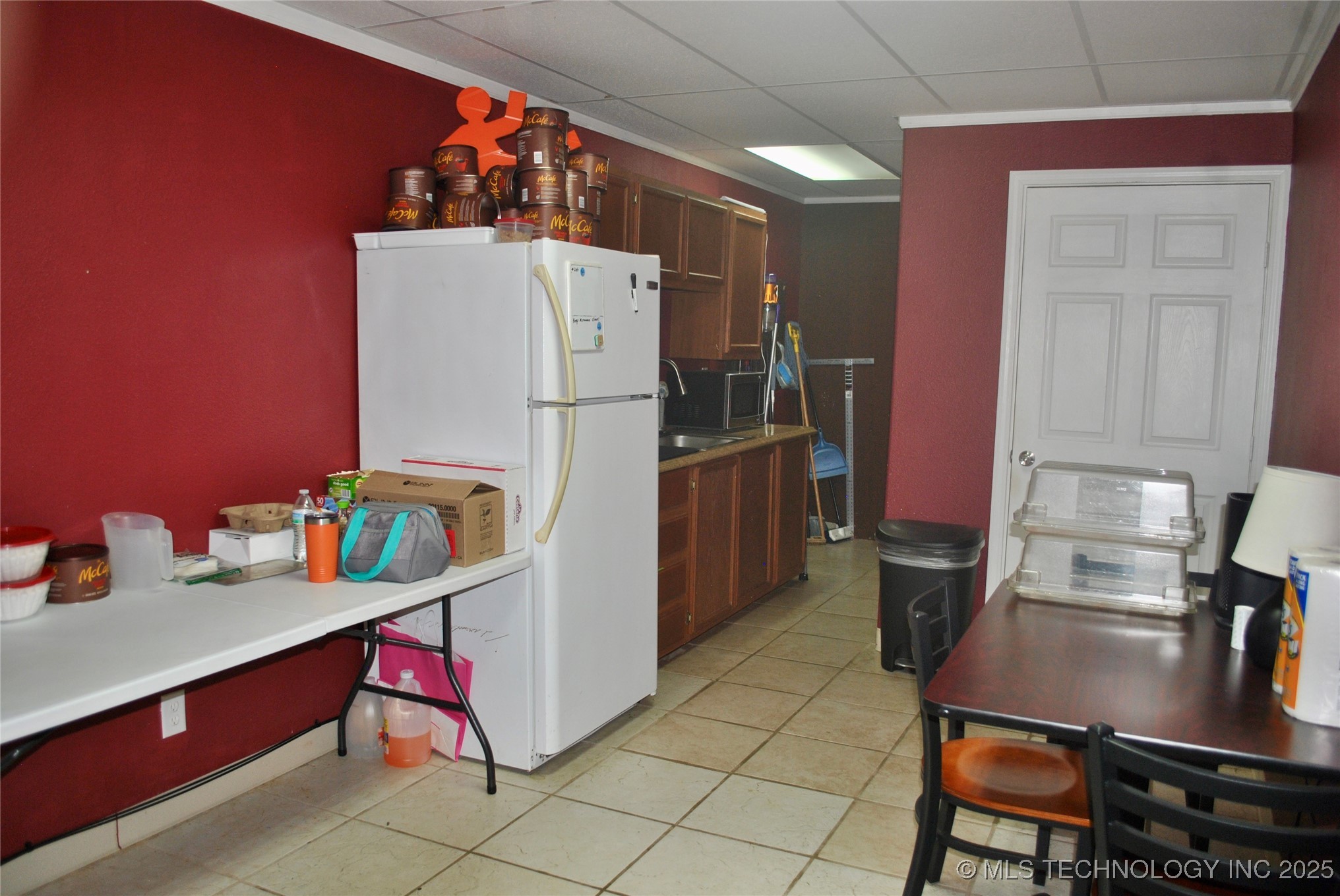 1020 W Main Property Photo 9