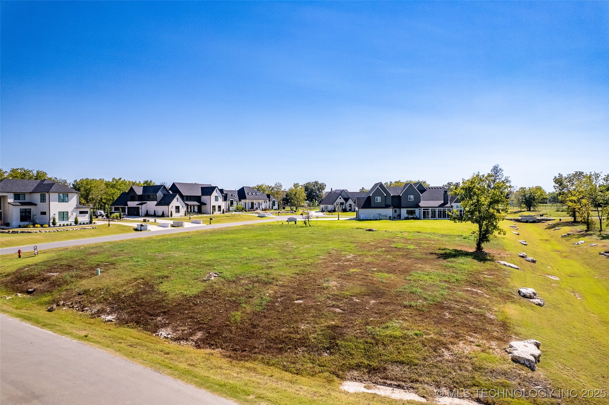 17862 E Patriot Drive Property Photo 6