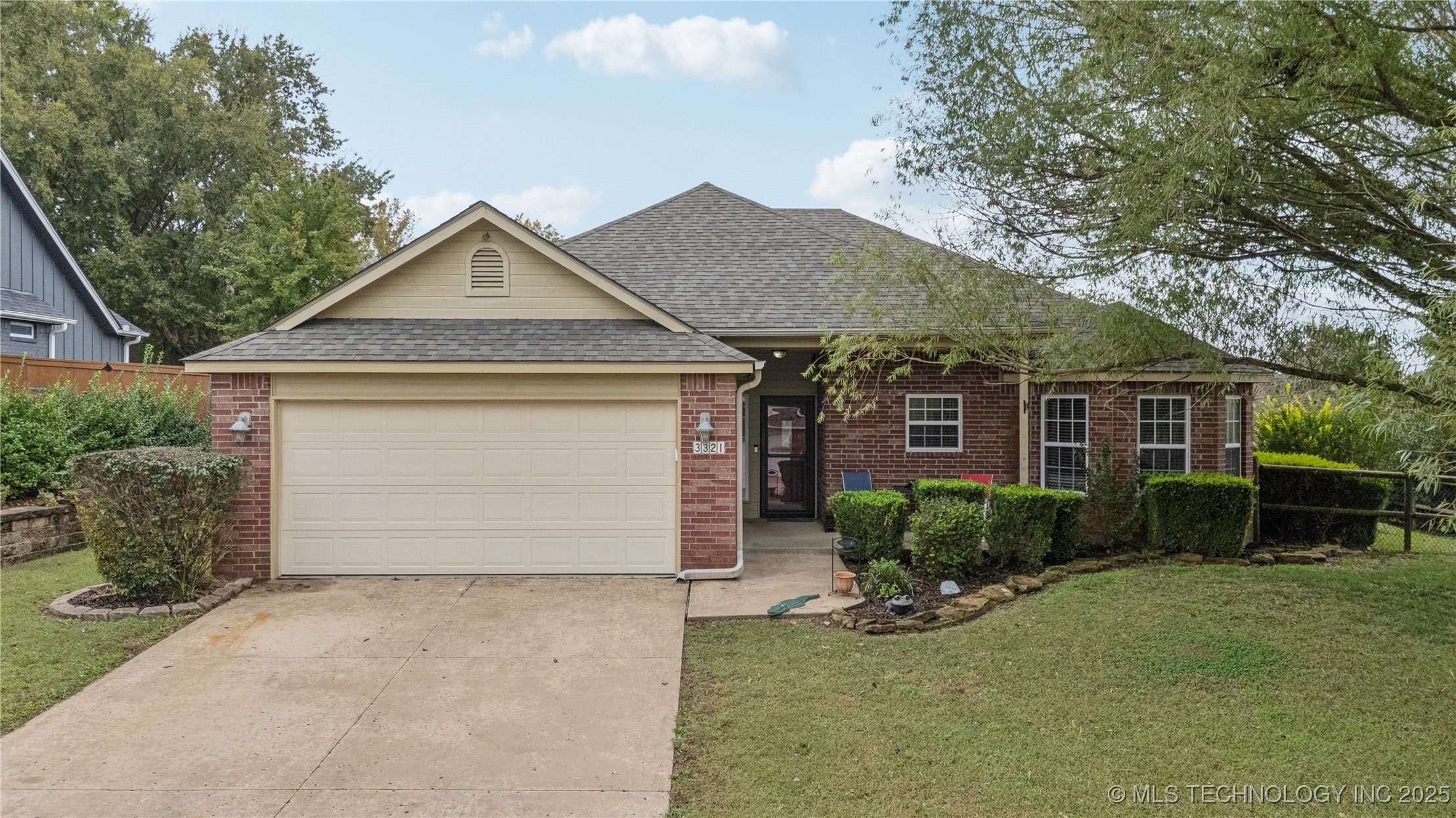 3321 Fairway Street Property Photo 1