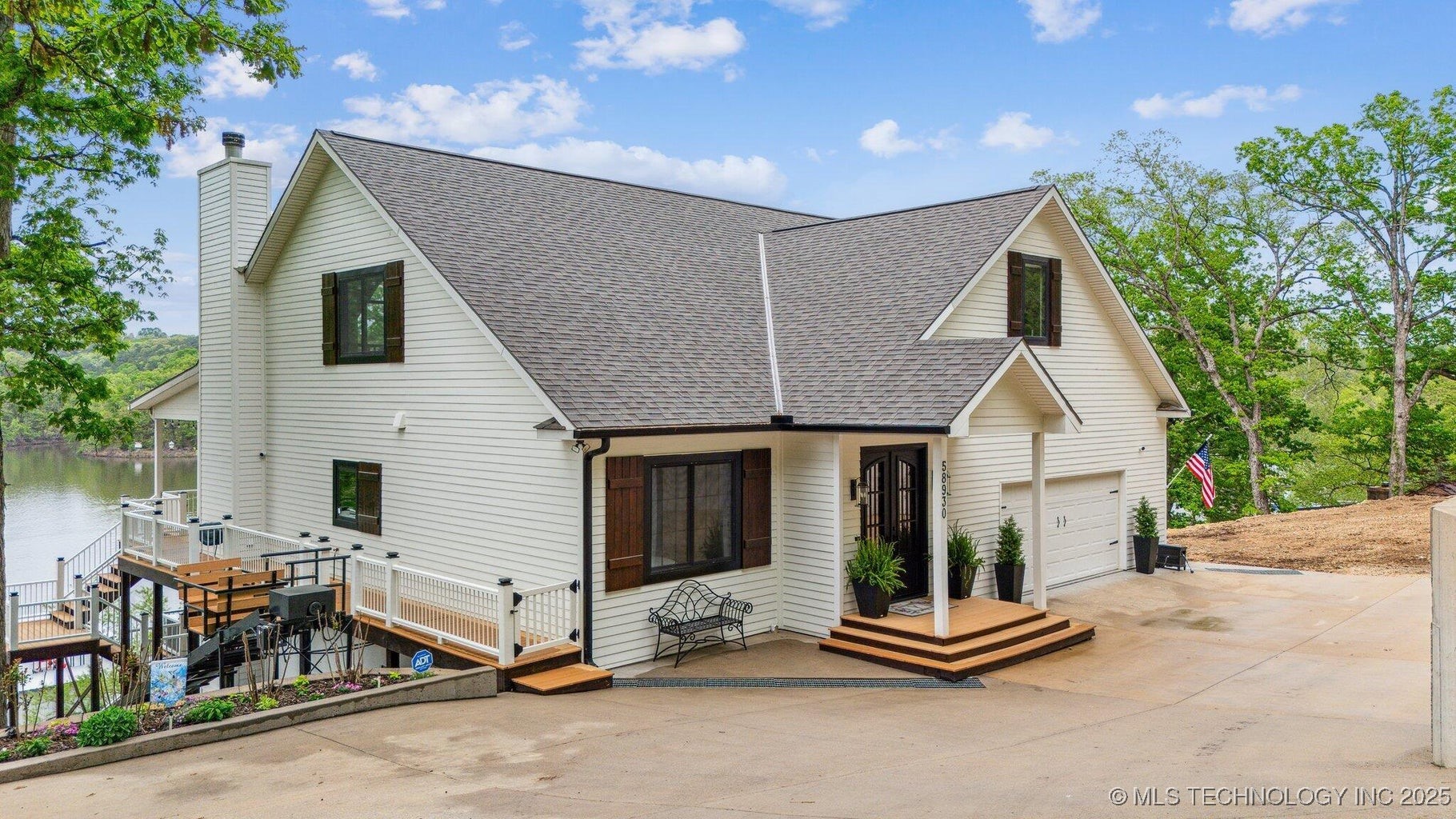 58930 E 332 Road Property Photo 3