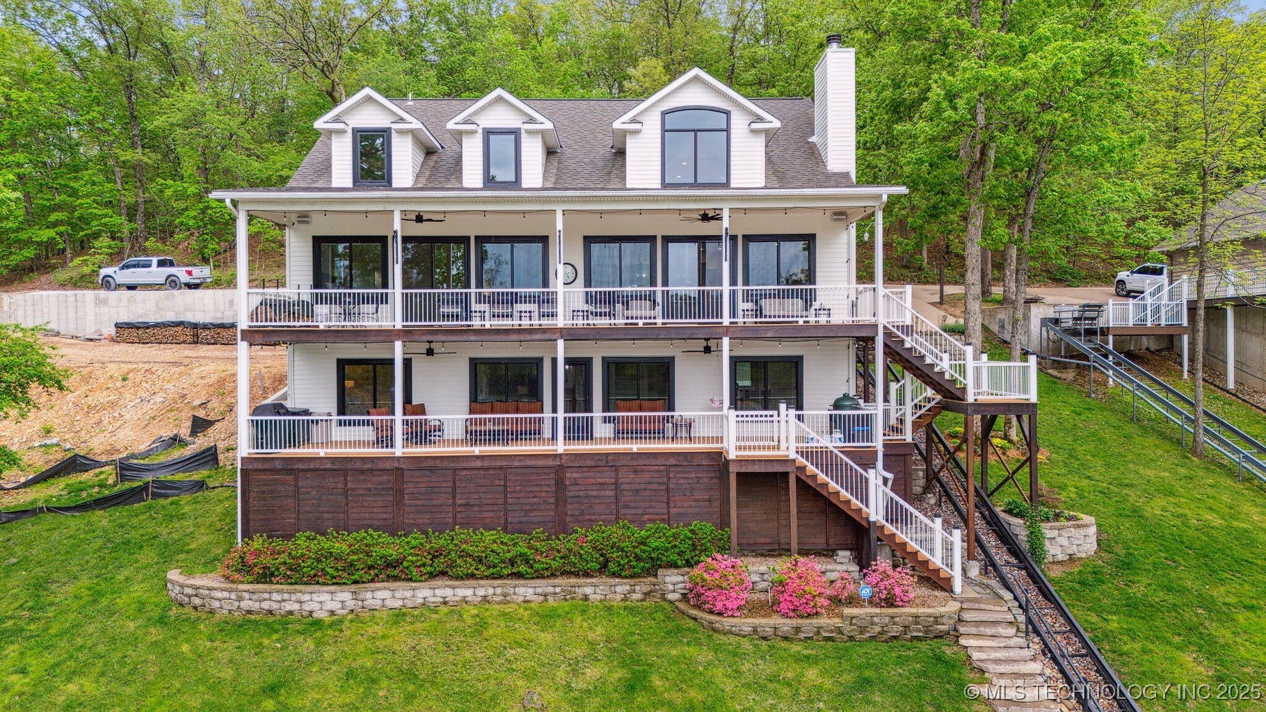 58930 E 332 Road Property Photo 6