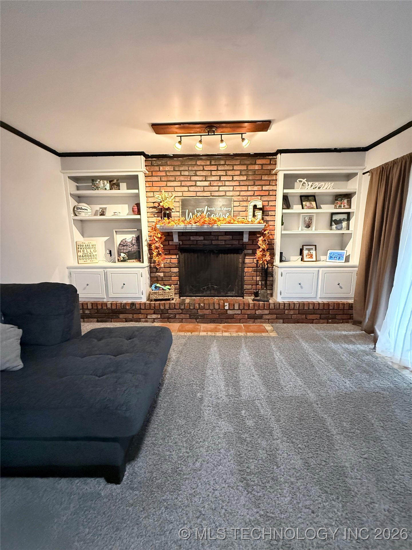 1507 Sunny Property Photo 3