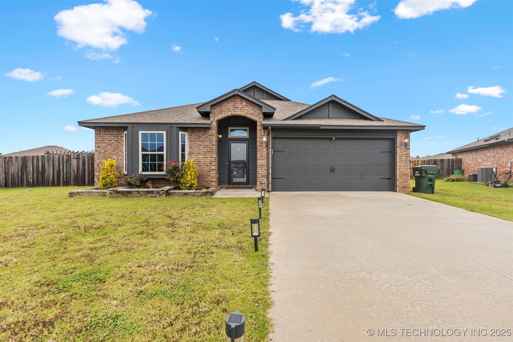 13364 N 133rd East Avenue Property Photo 1