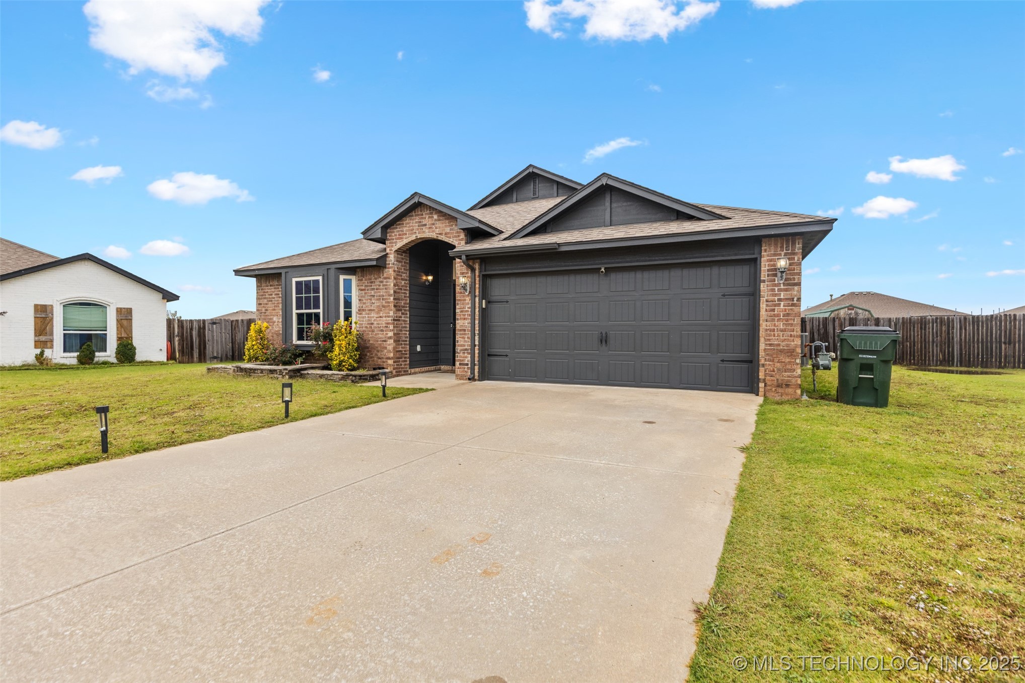 13364 N 133rd East Avenue Property Photo 2