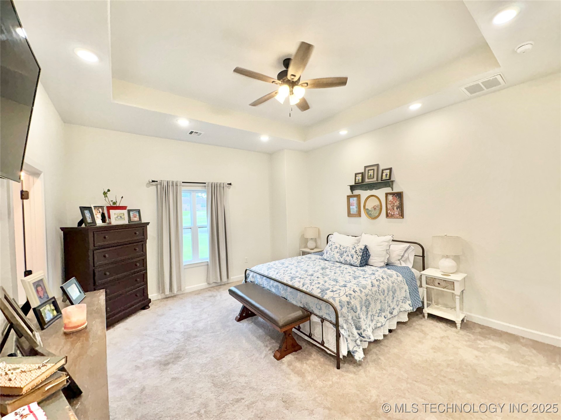 1609 E Hollow Oak Road Property Photo 16