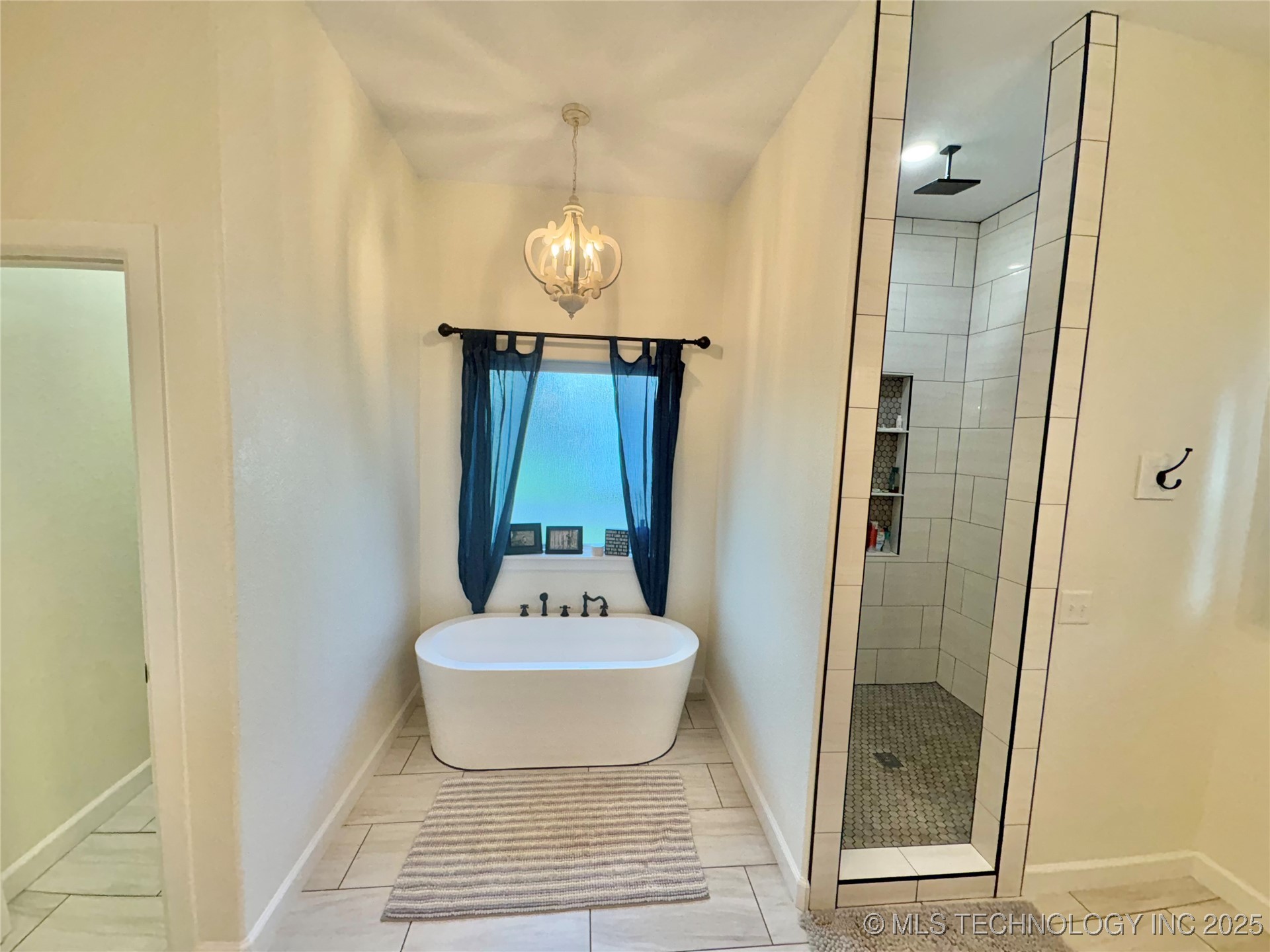 1609 E Hollow Oak Road Property Photo 20