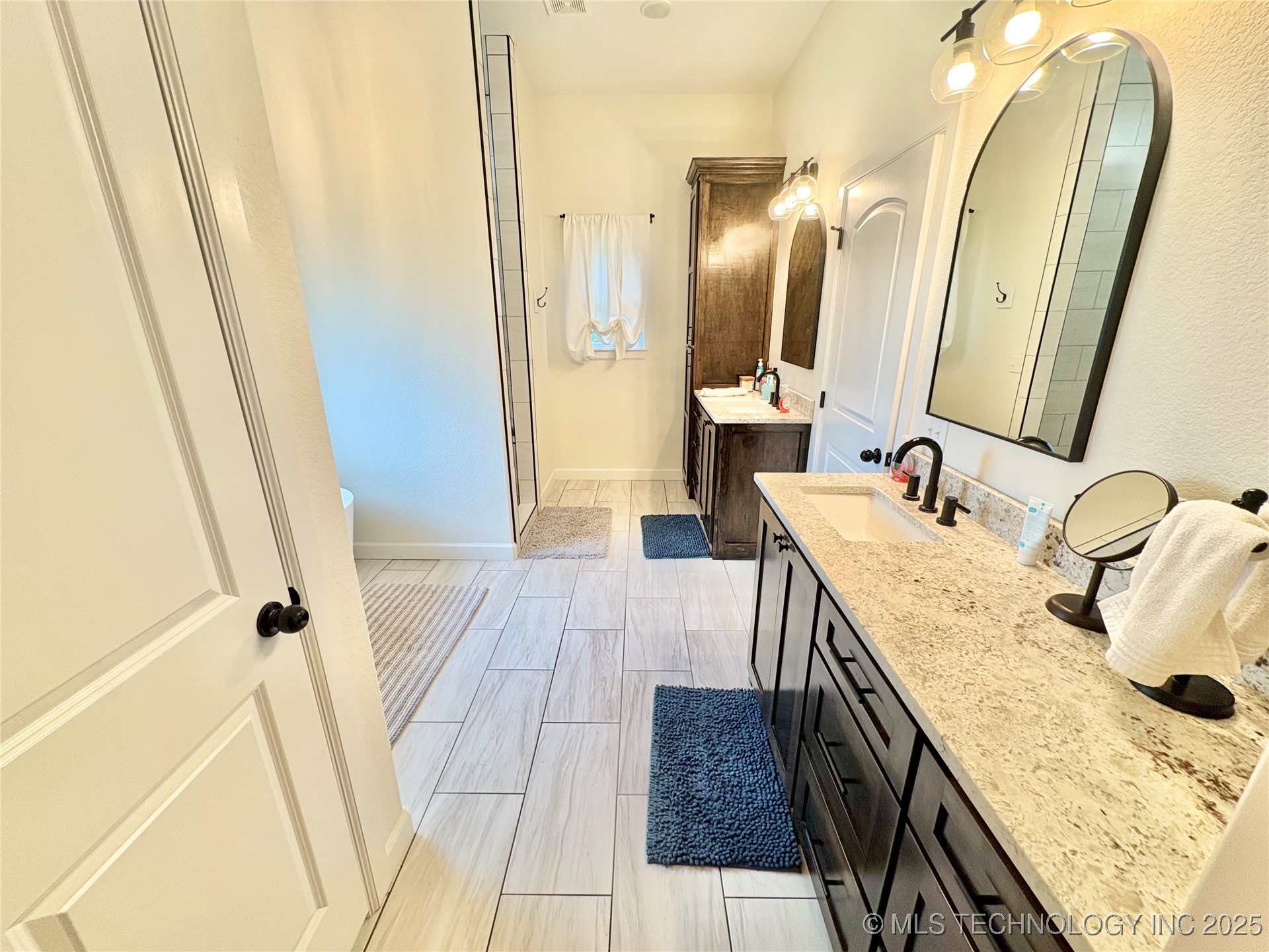 1609 E Hollow Oak Road Property Photo 21