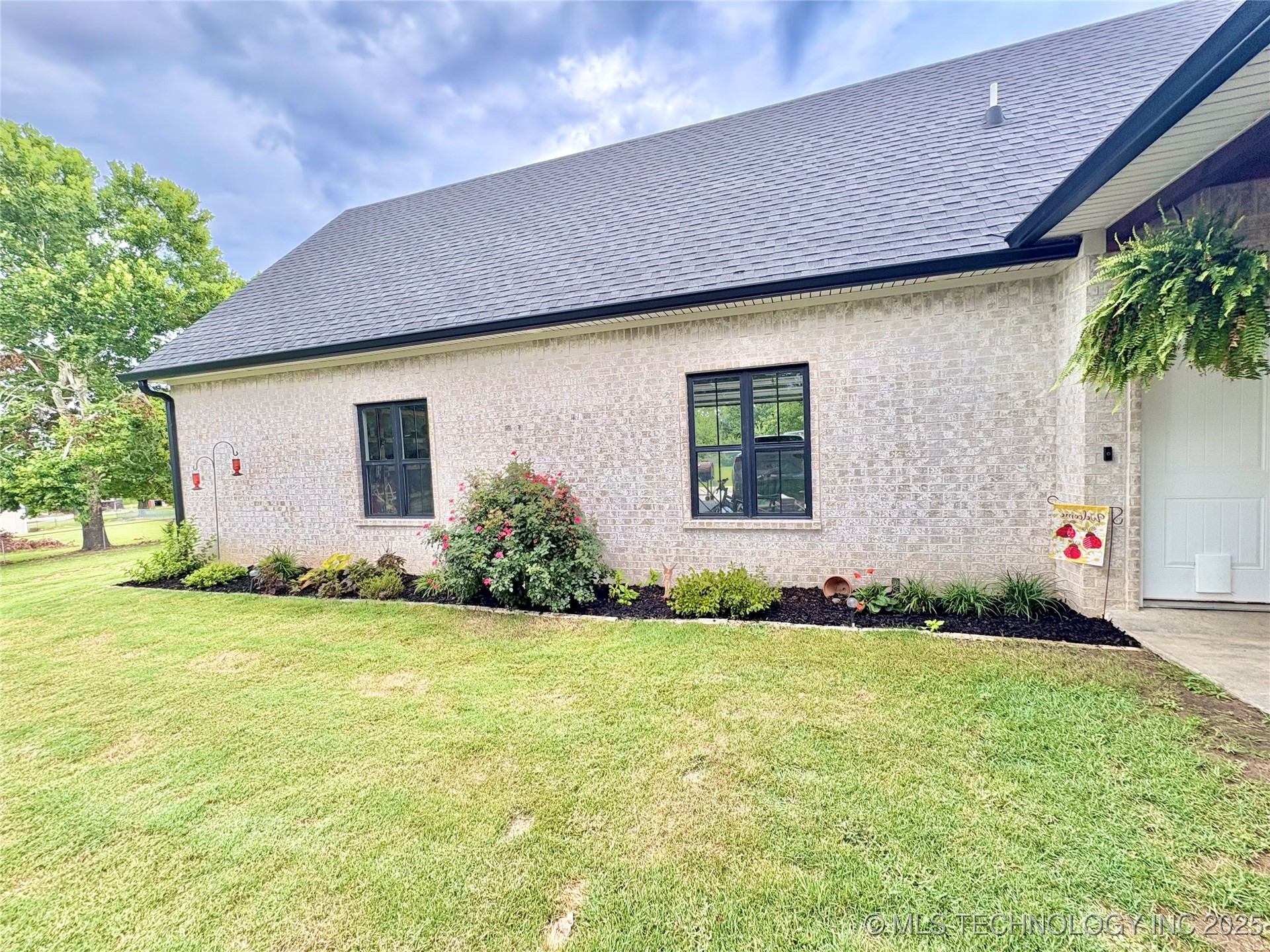 1609 E Hollow Oak Road Property Photo 48