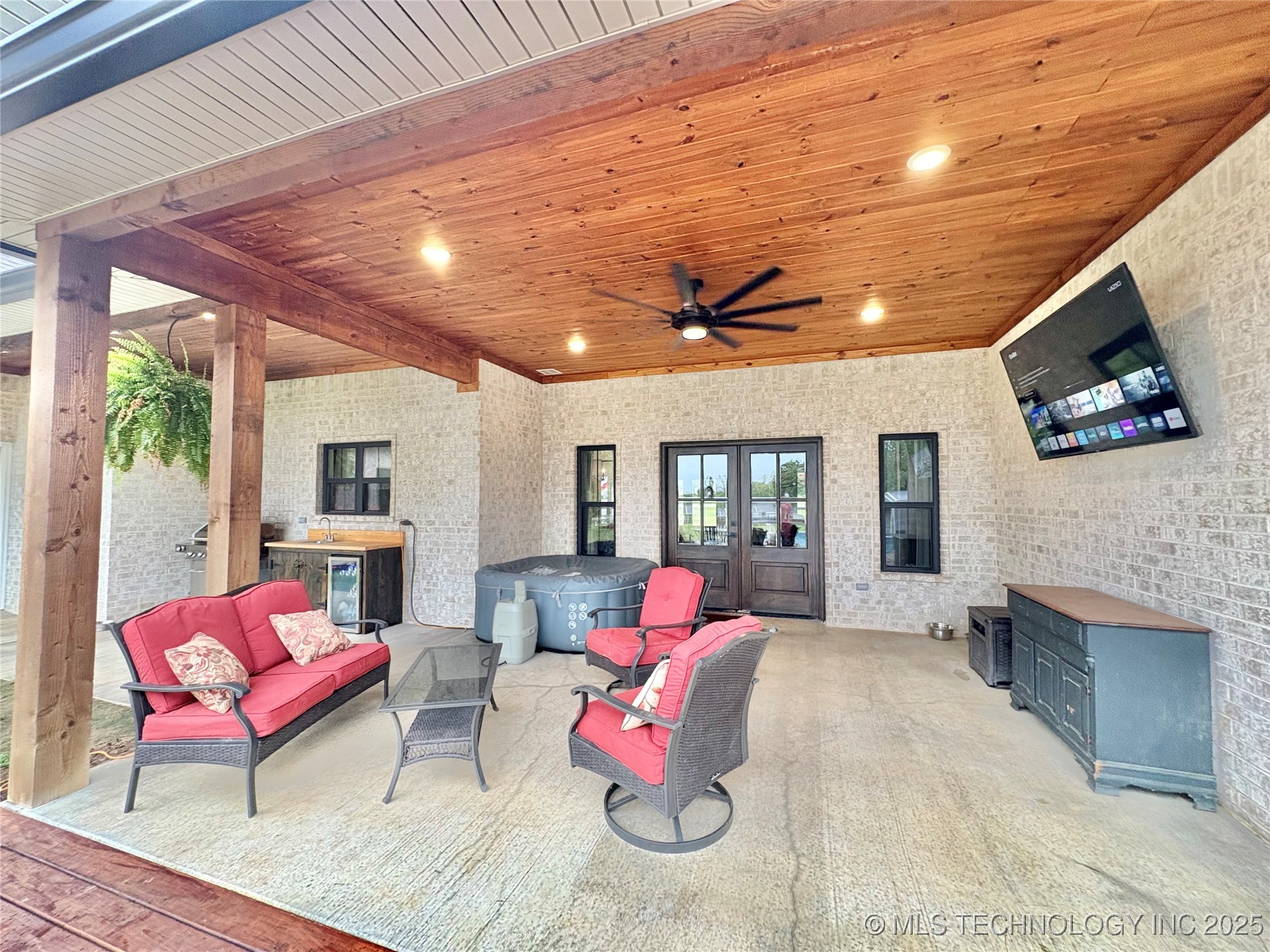 1609 E Hollow Oak Road Property Photo 51