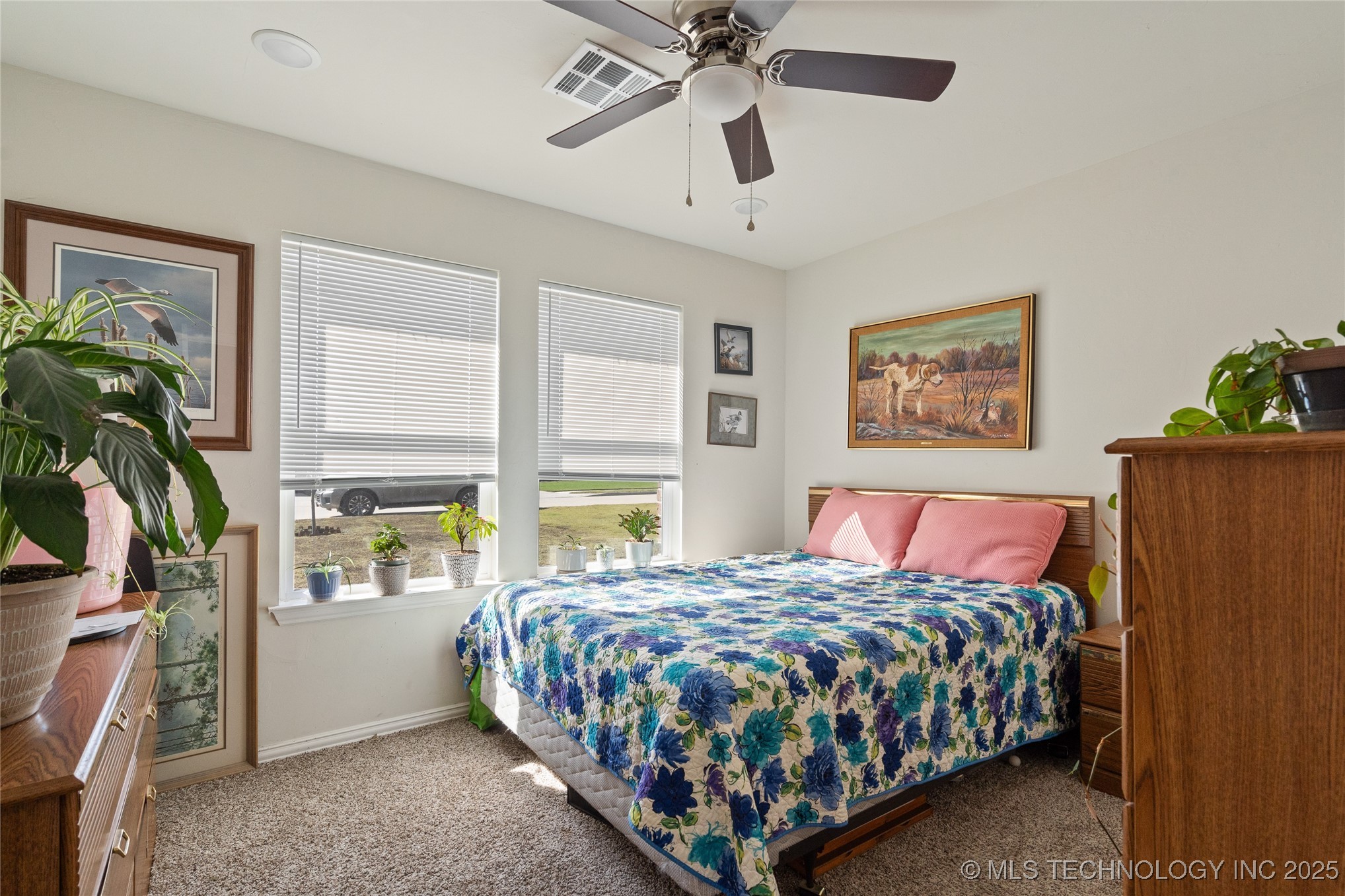 1022 Indian Plains Property Photo 18