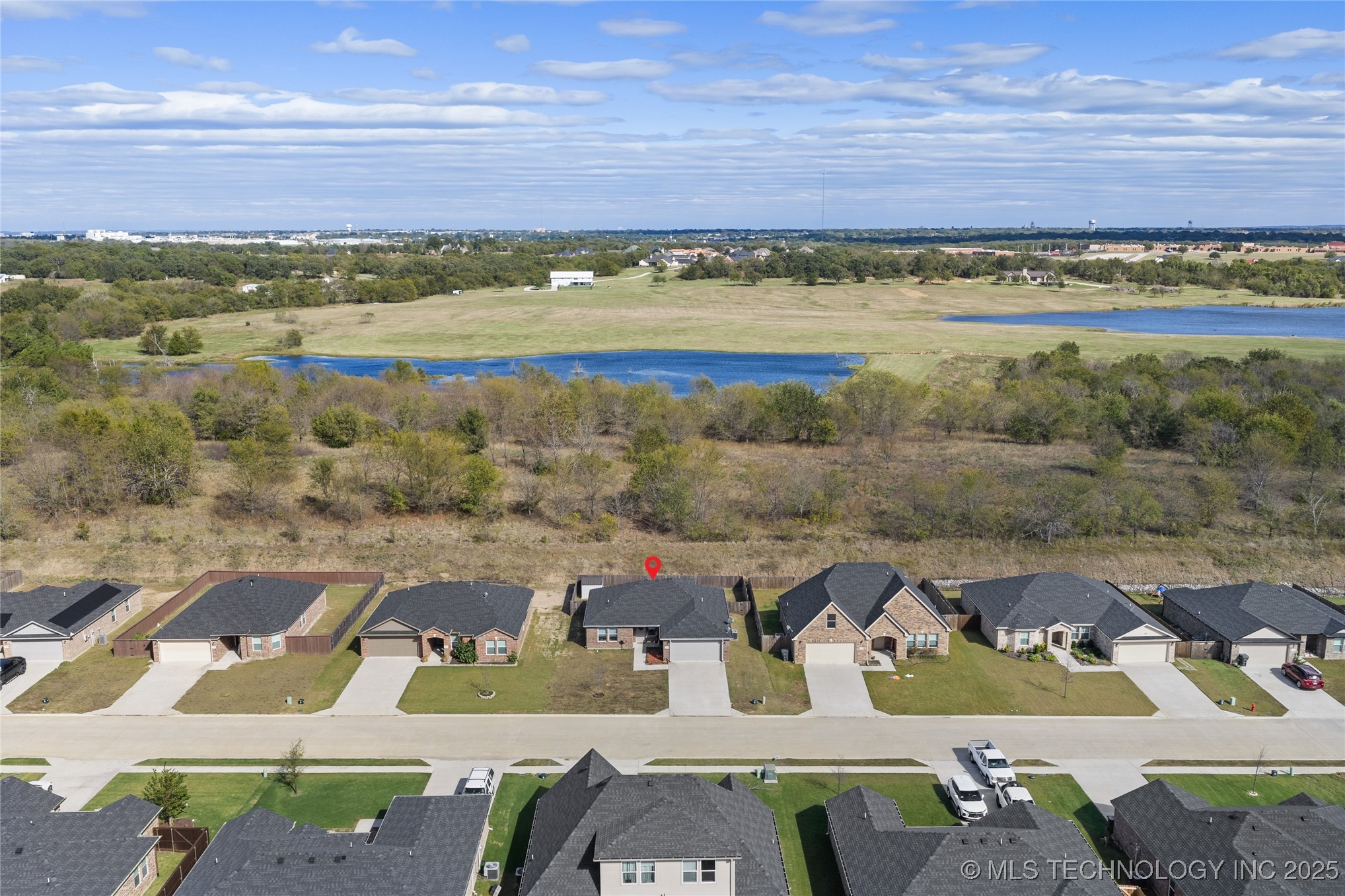 1022 Indian Plains Property Photo 31