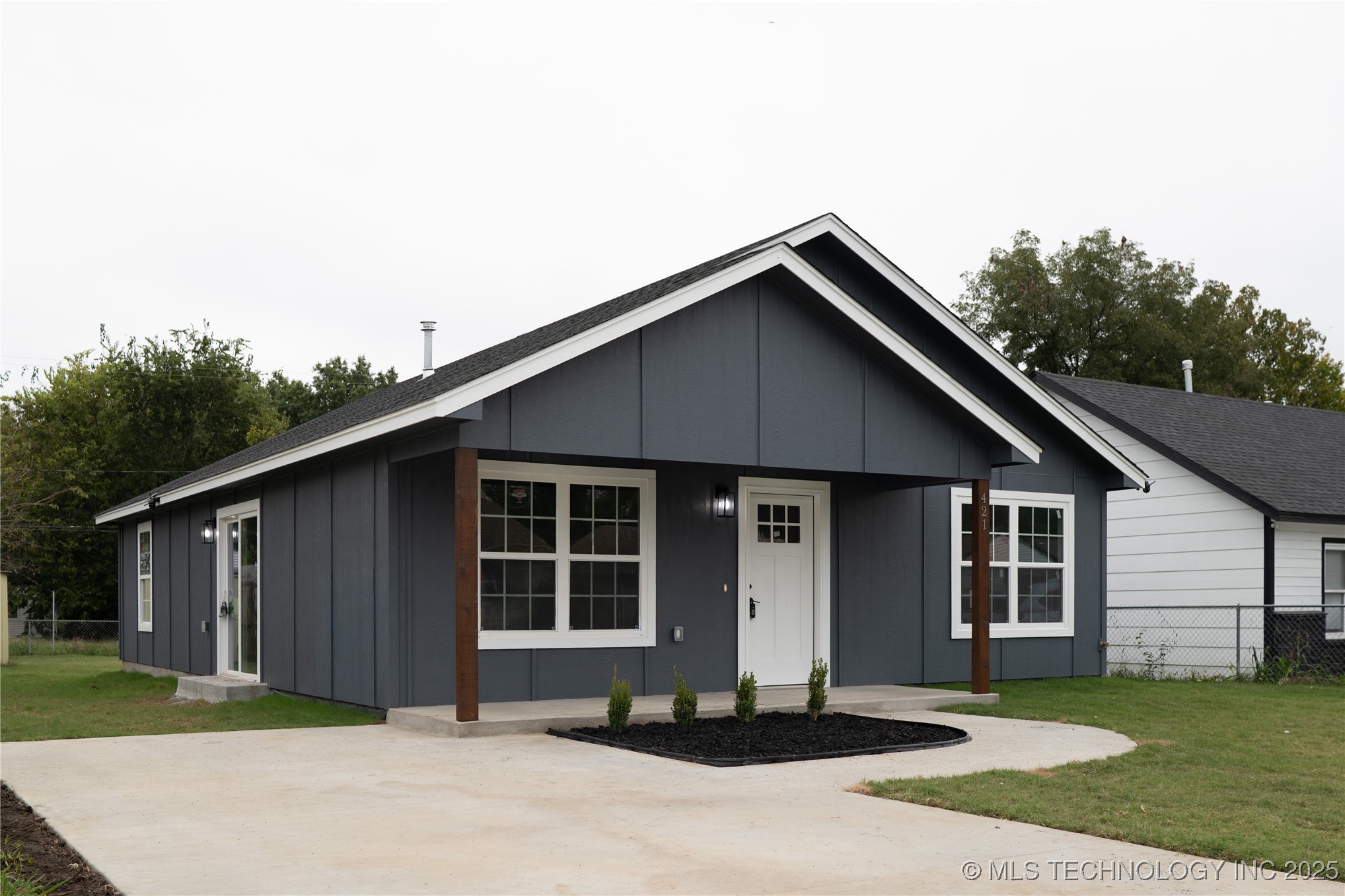 421 S 69th East Avenue Property Photo 1