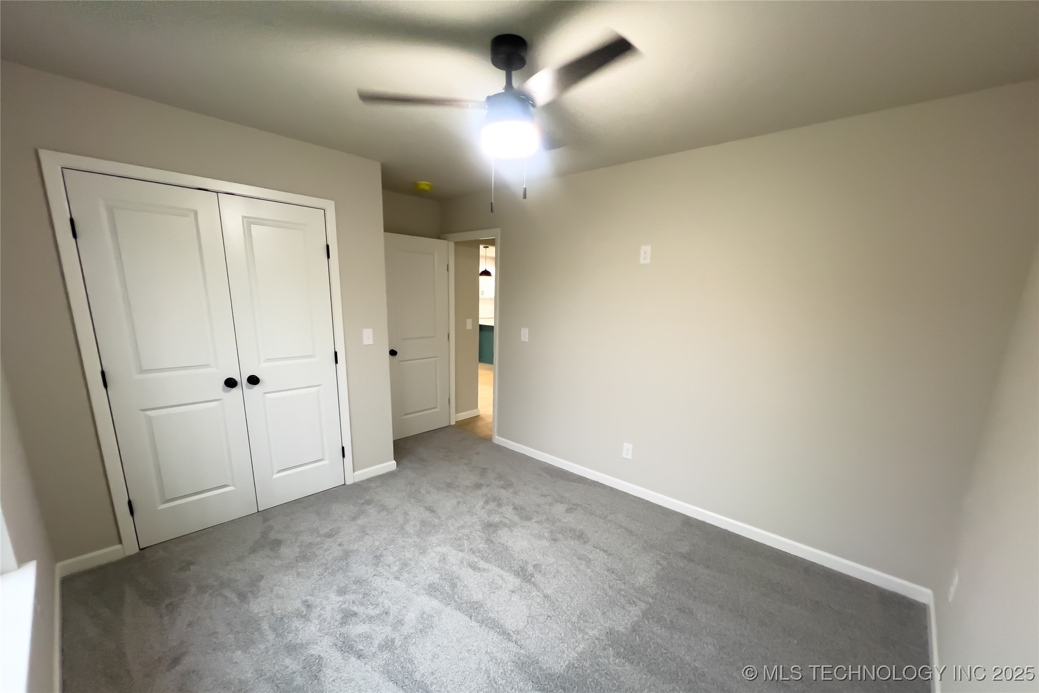 421 S 69th East Avenue Property Photo 16