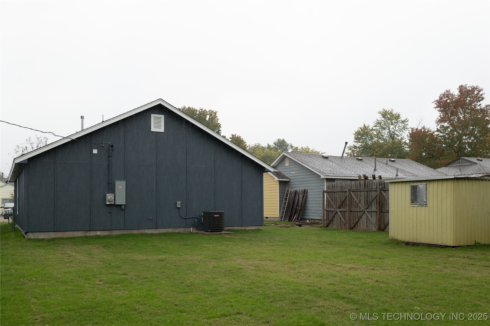 421 S 69th East Avenue Property Photo 20
