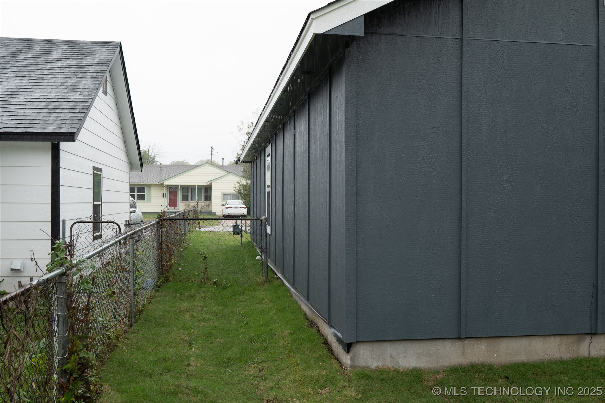 421 S 69th East Avenue Property Photo 21